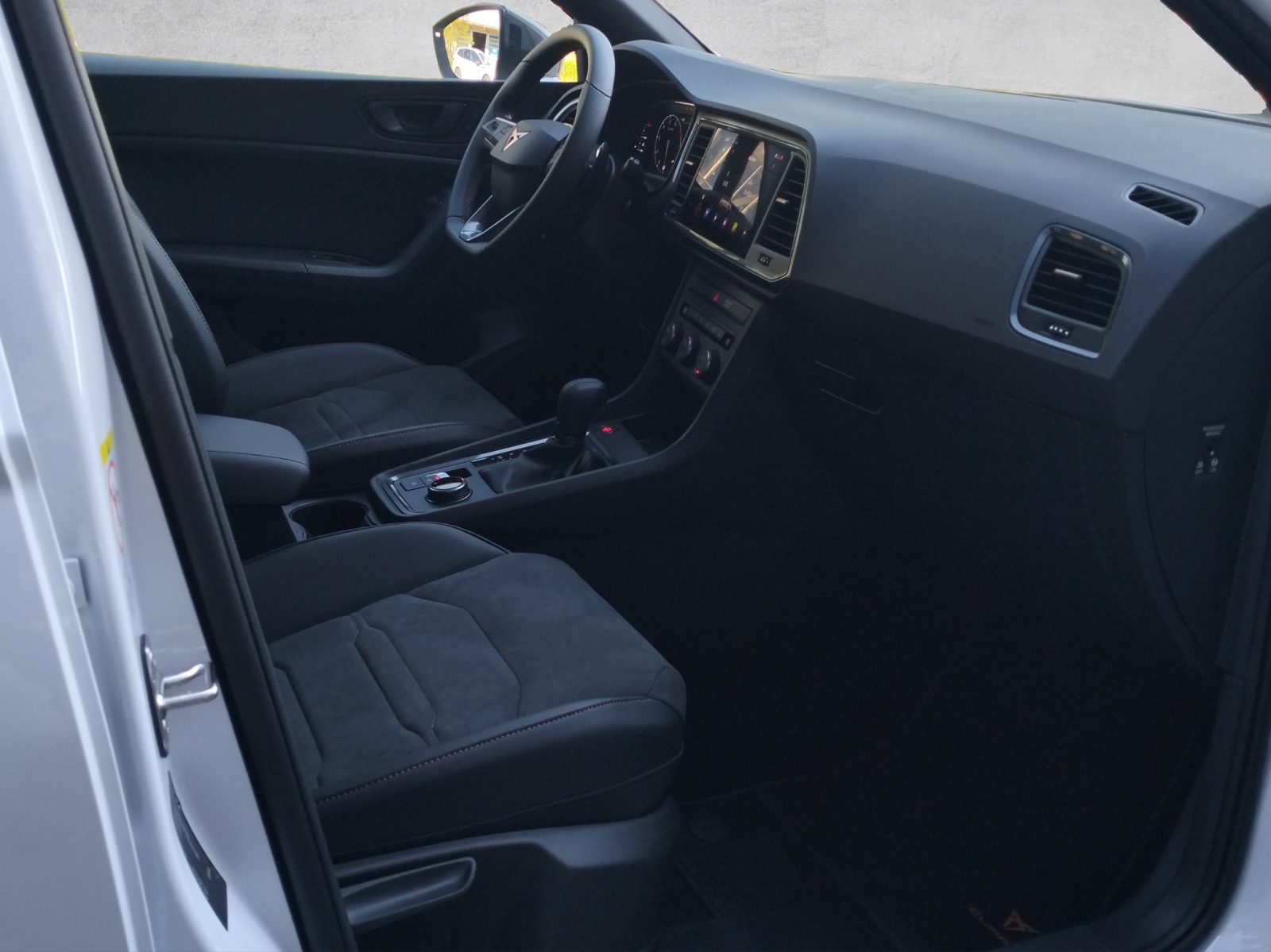 CUPRA Ateca 2.0TSI Inicio 4Drive DSG-image-10