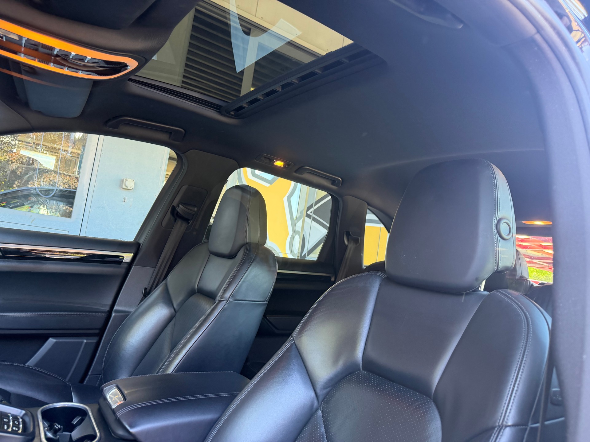 PORSCHE Cayenne S-image-11