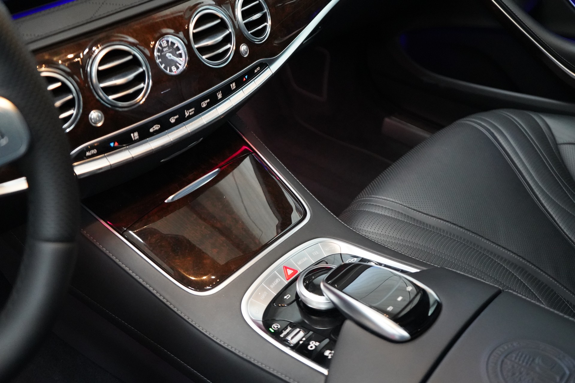 MERCEDES-BENZ S 63 AMG L 4Matic+ 9G-Tronic-image-14