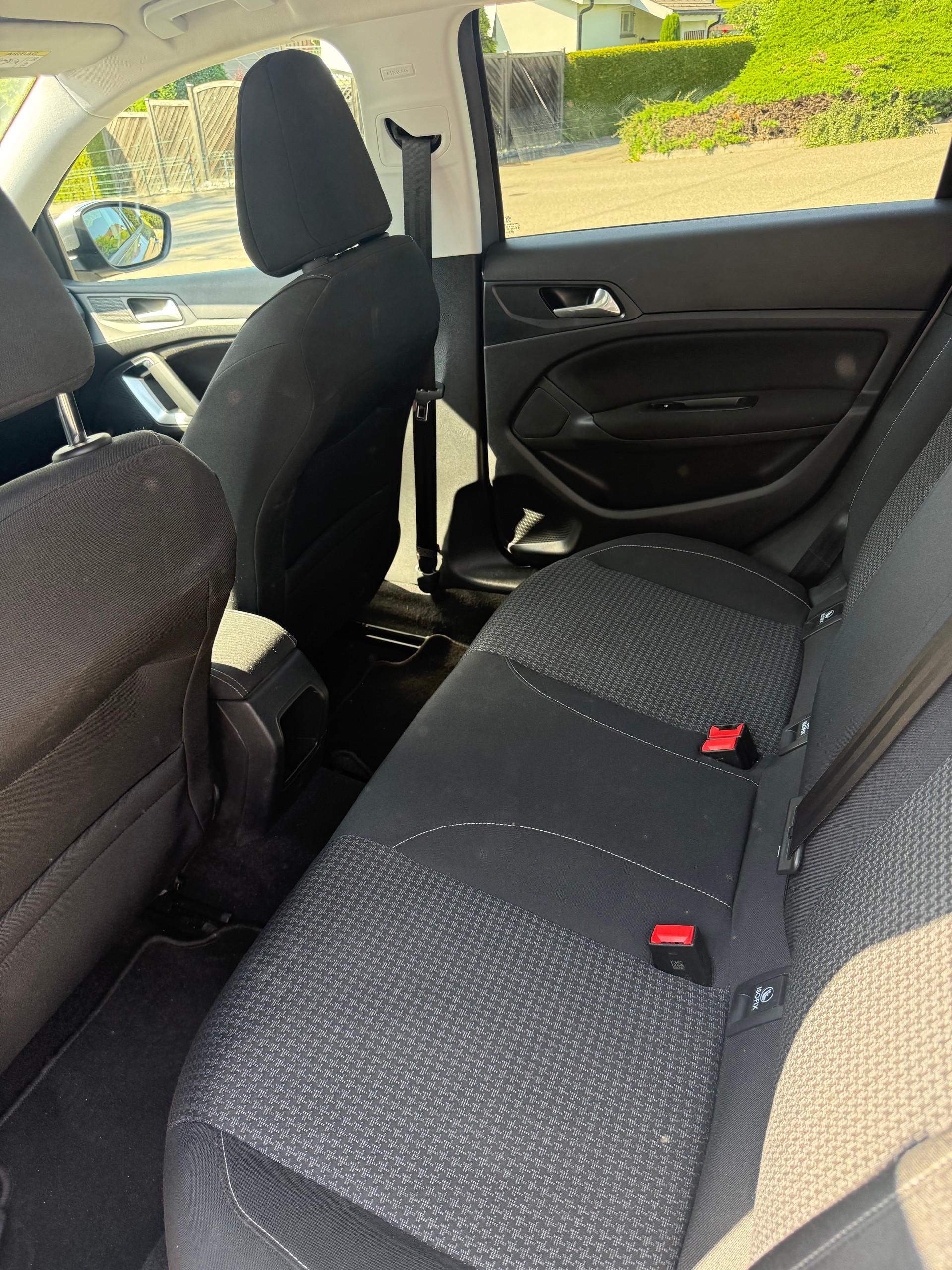PEUGEOT 308 1.2 THP Active-image-6