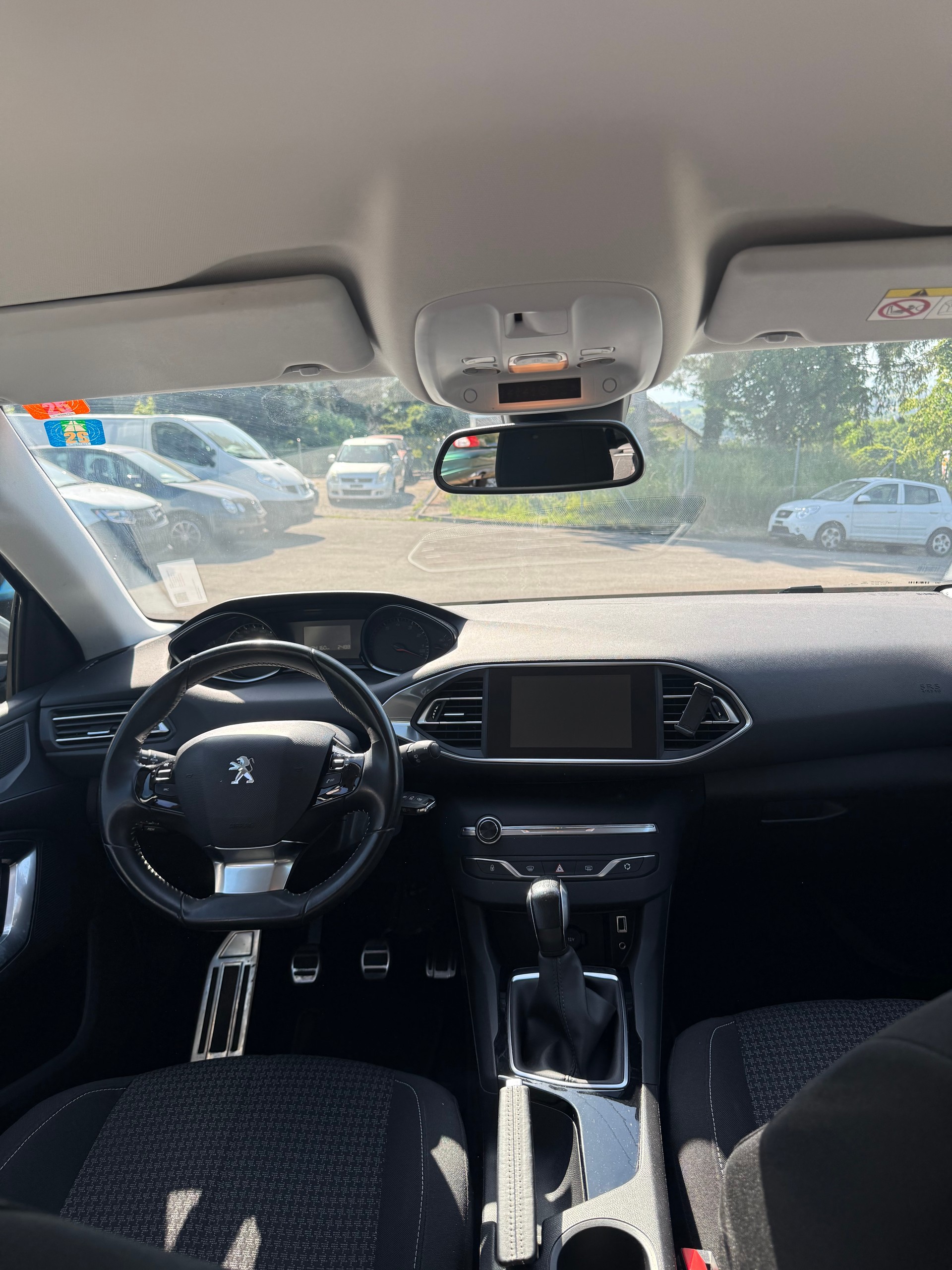 PEUGEOT 308 1.2 THP Active-image-5