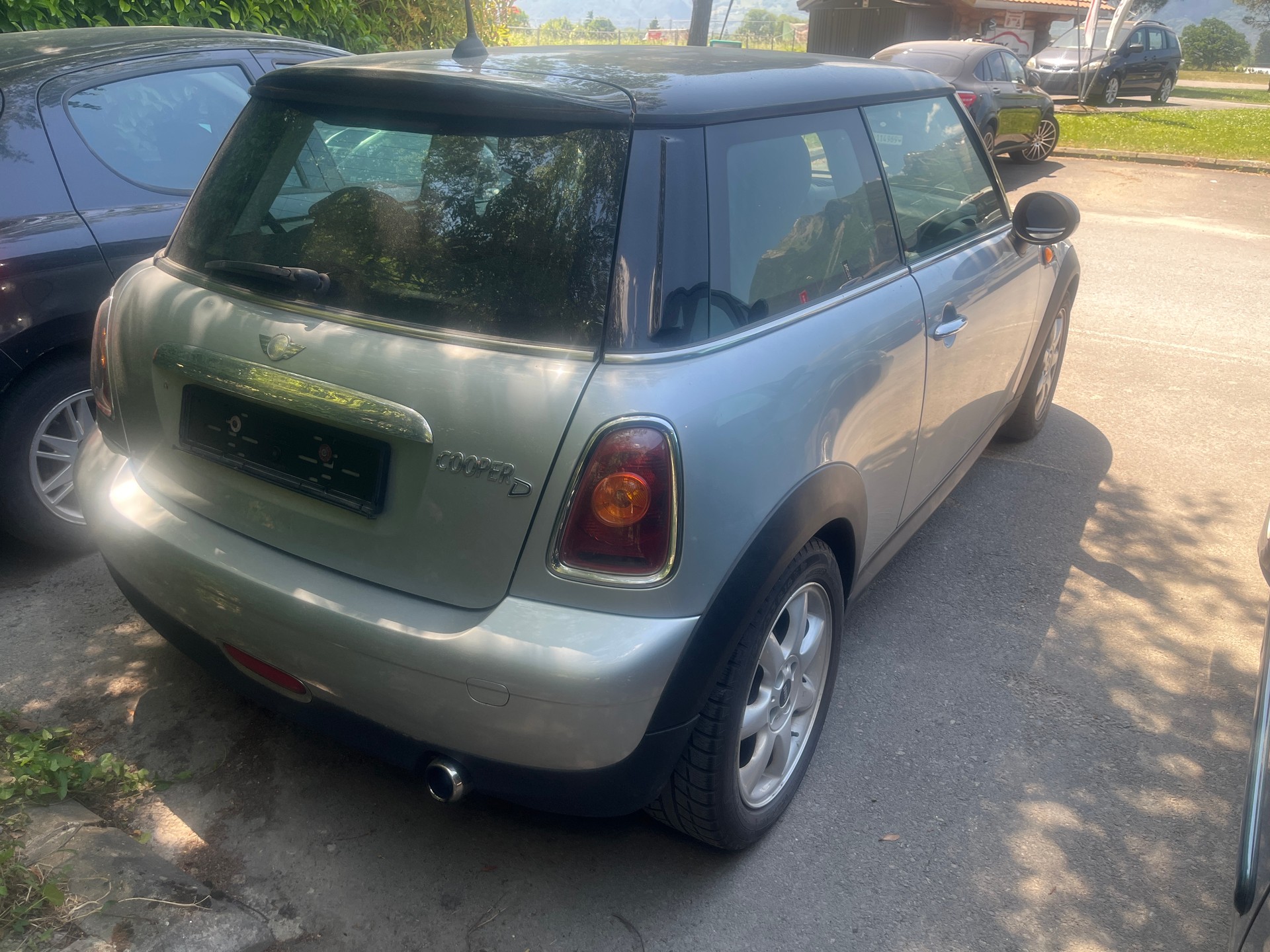 MINI Cooper D-image-1