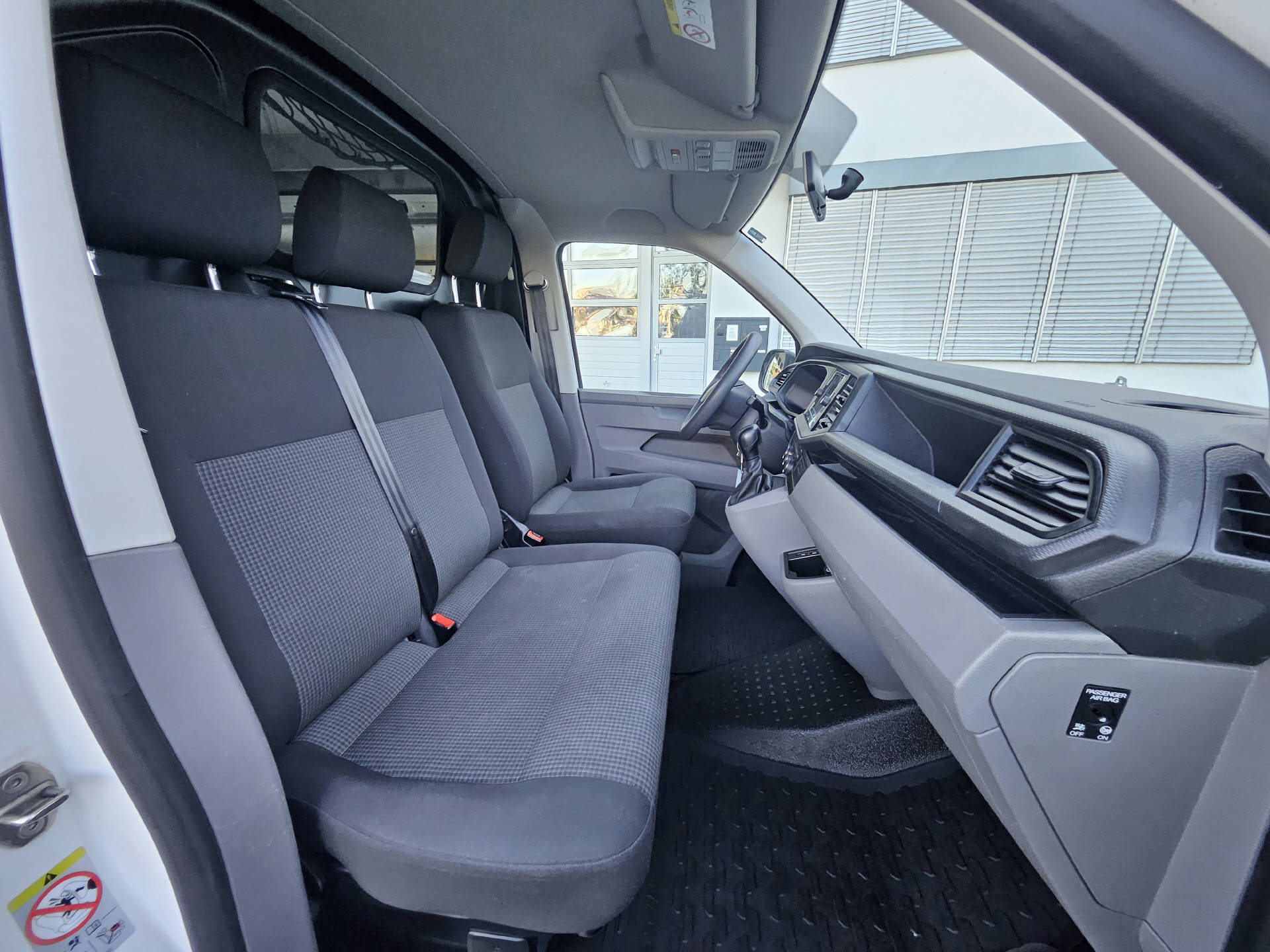 VW T6.1 Kaw. 3400 2.0 TDI 150 DSG 4motion * Hochdach *-image-19