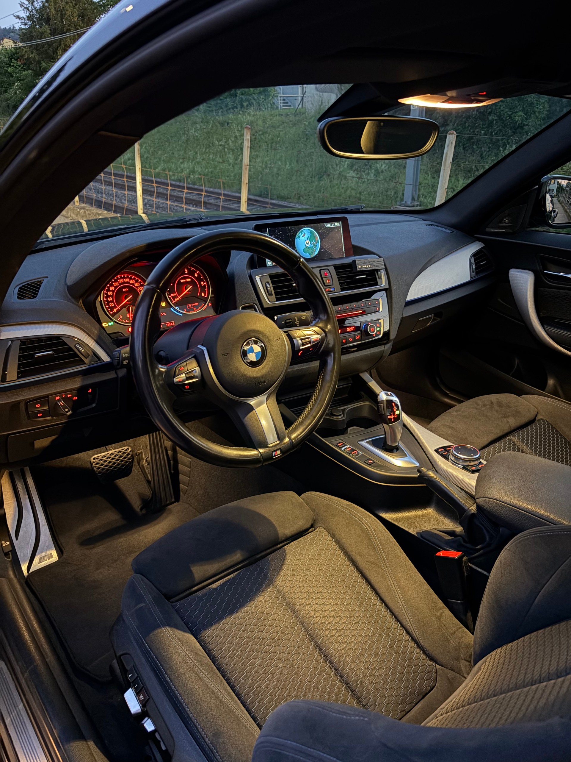 BMW 220d xDrive M Sport-image-6