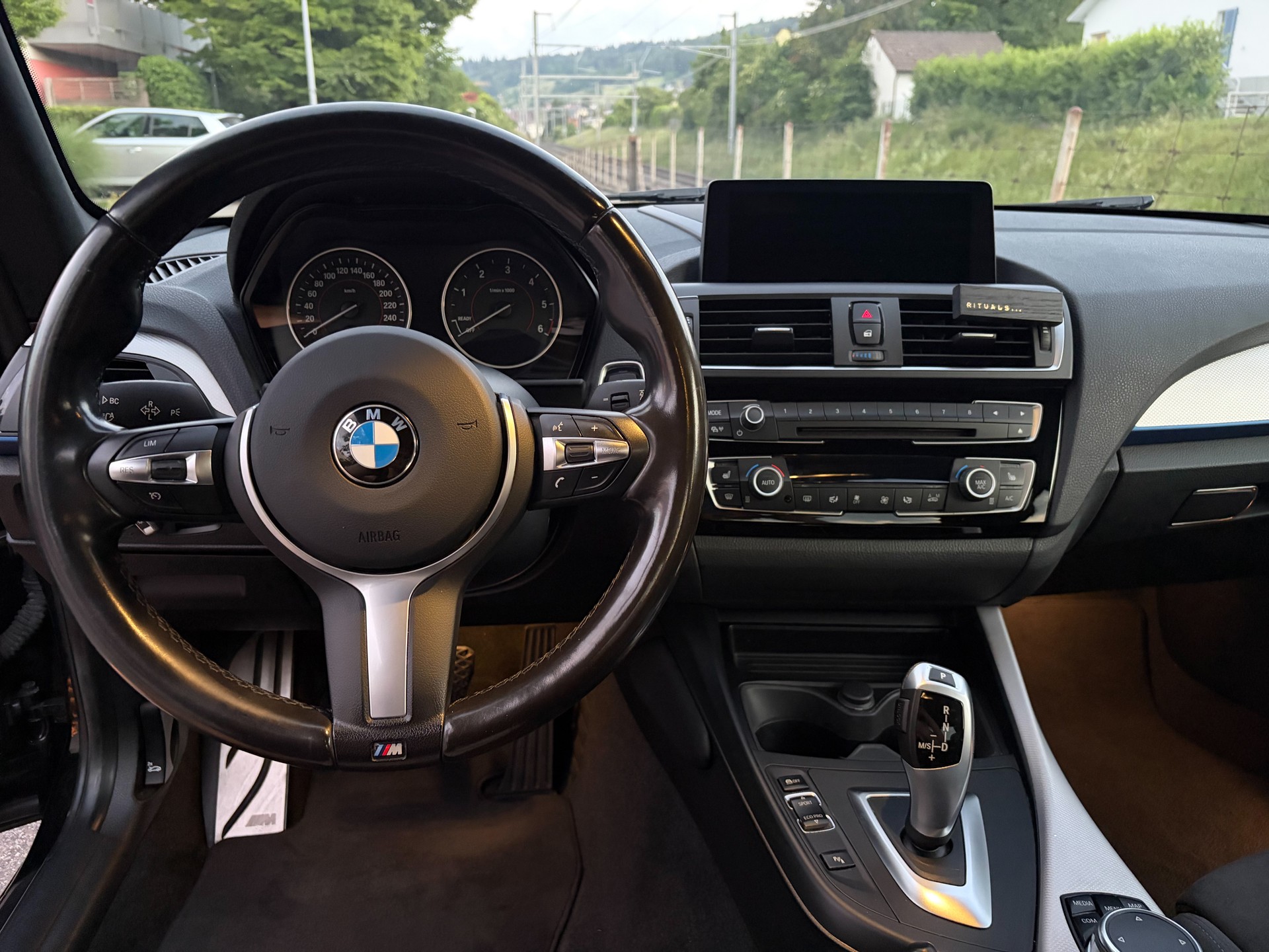 BMW 220d xDrive M Sport-image-3