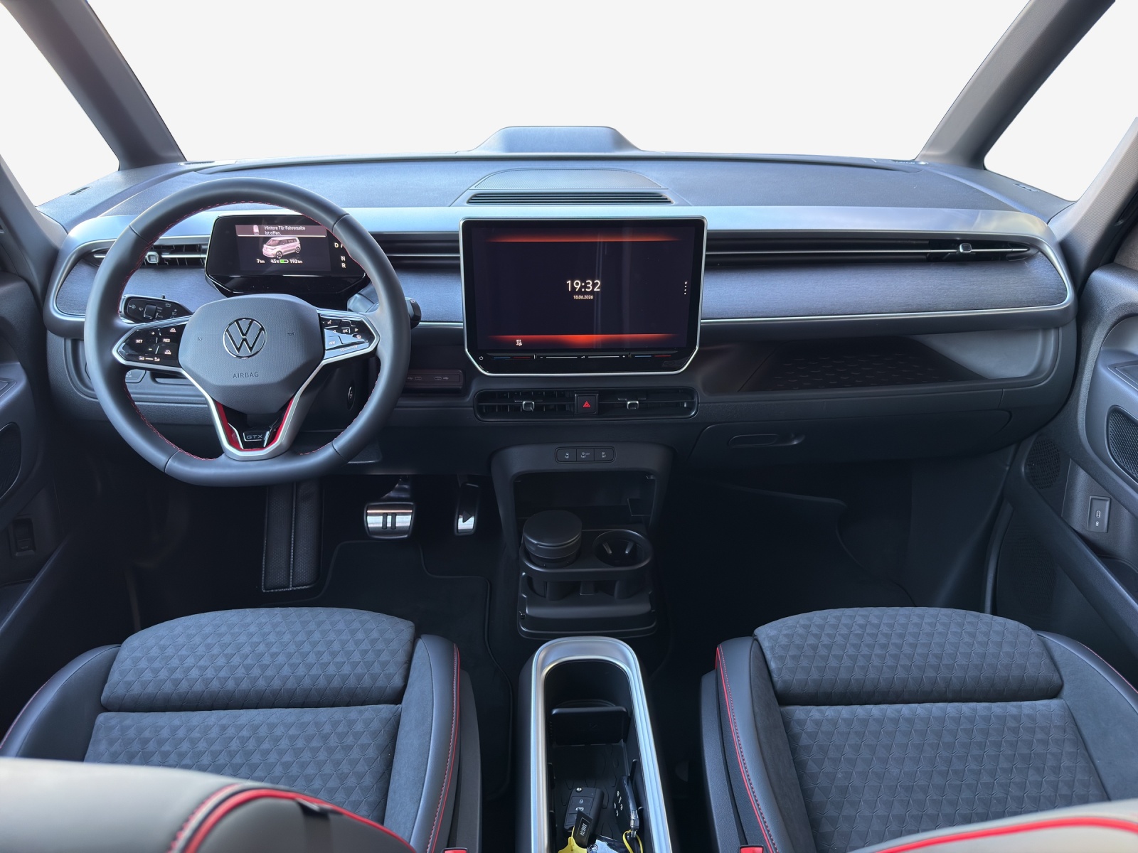 VW ID.Buzz LWB GTX 4 Motion-image-8