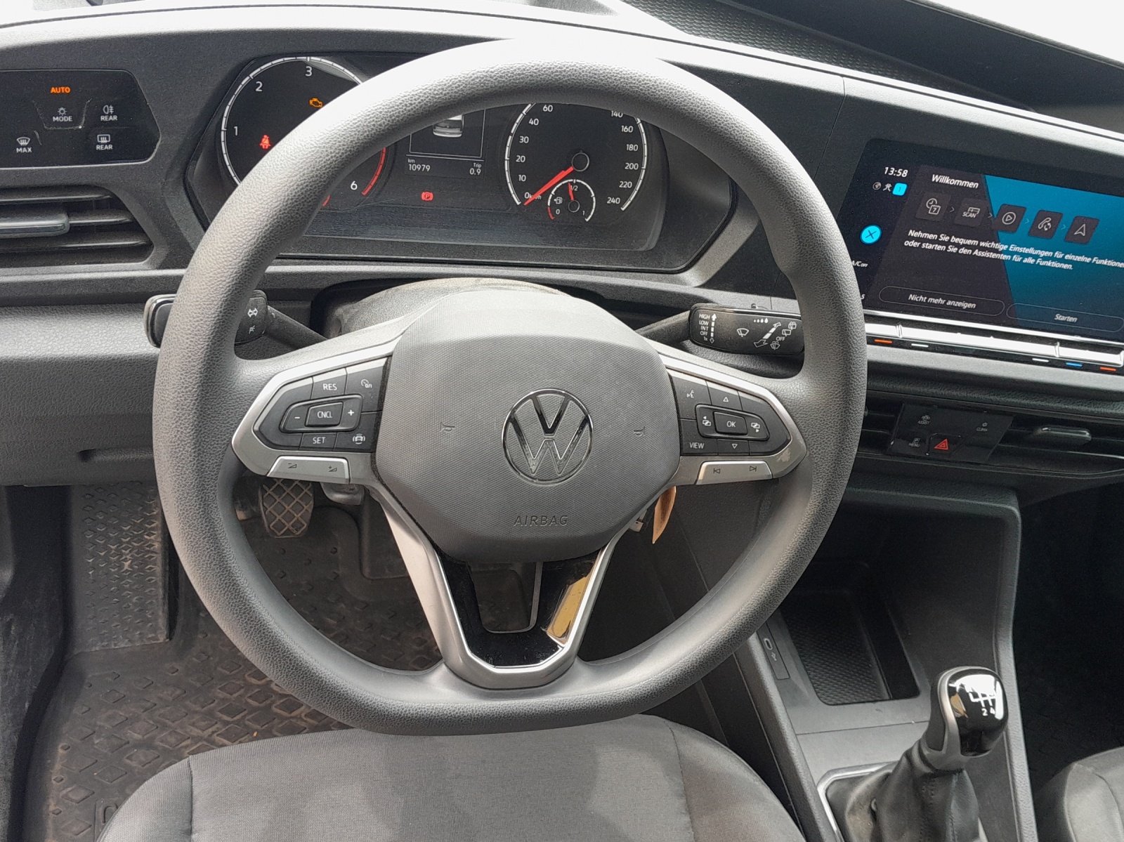 VW Caddy Cargo 2.0TDI Maxi 4Motion-image-9