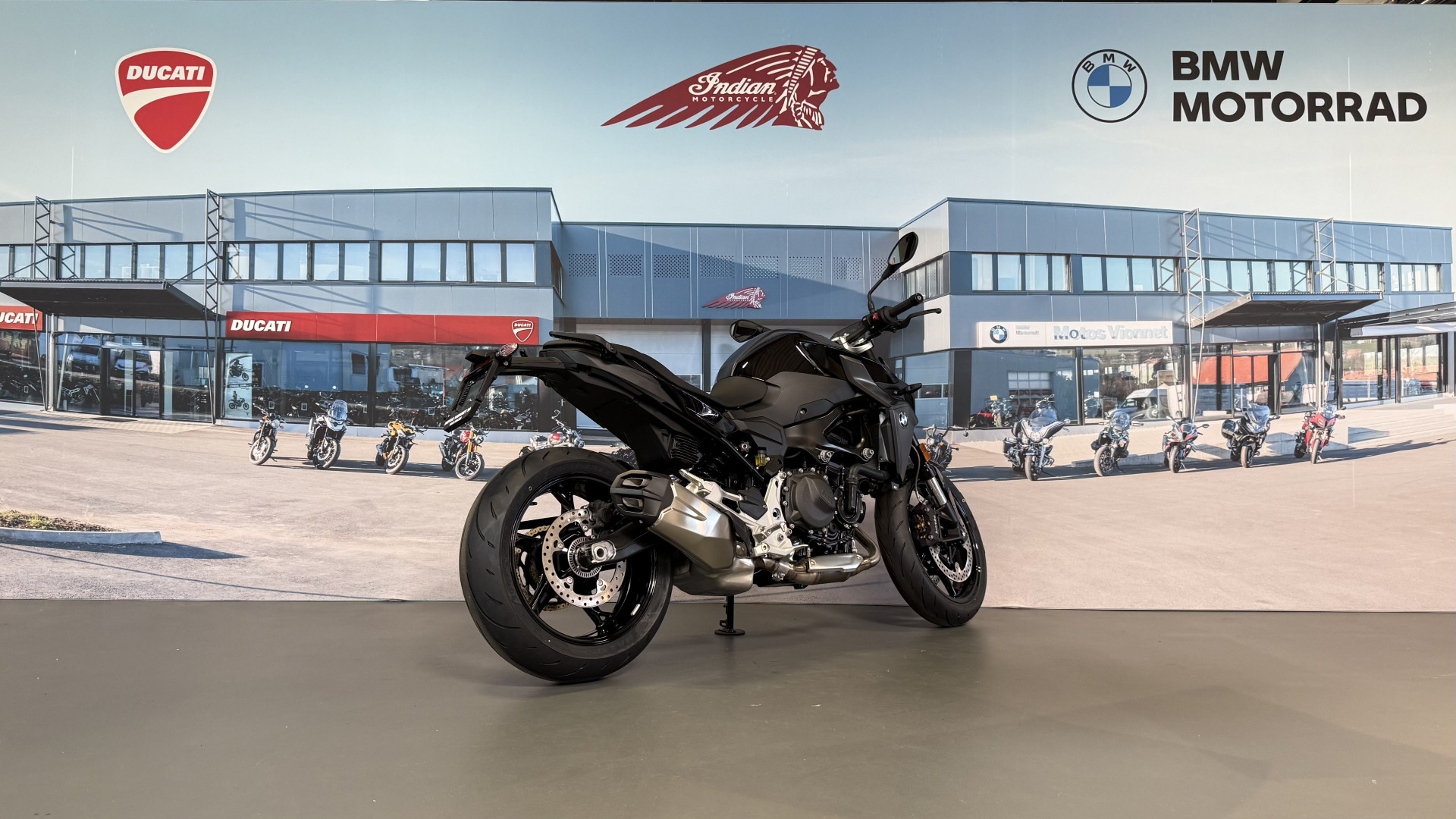 BMW F 900 R A2 Triple Black Leasing à partir de 2.9% / Rabaissé-image-5