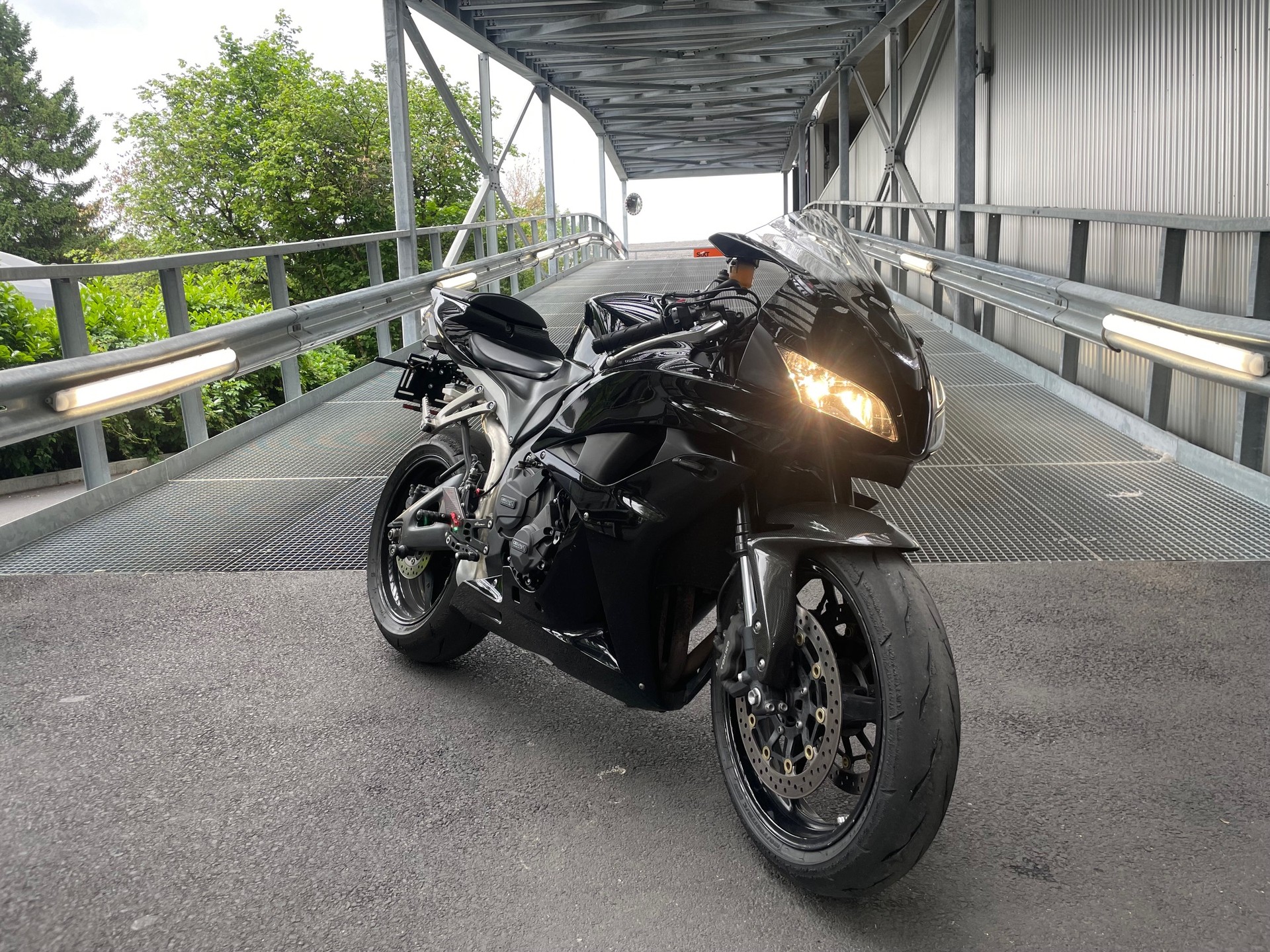 HONDA CBR 600 RR
