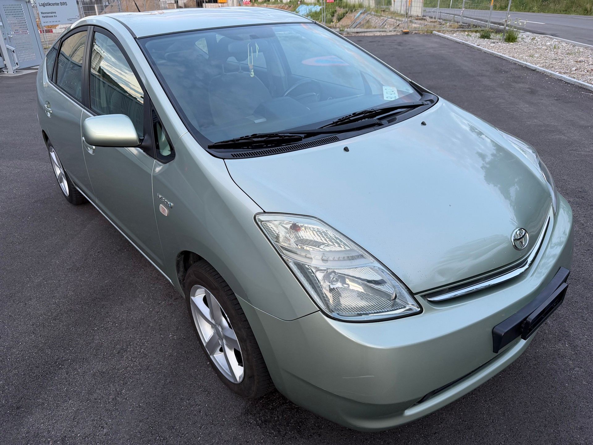 TOYOTA Prius 1.5 16V Hybrid-image-0