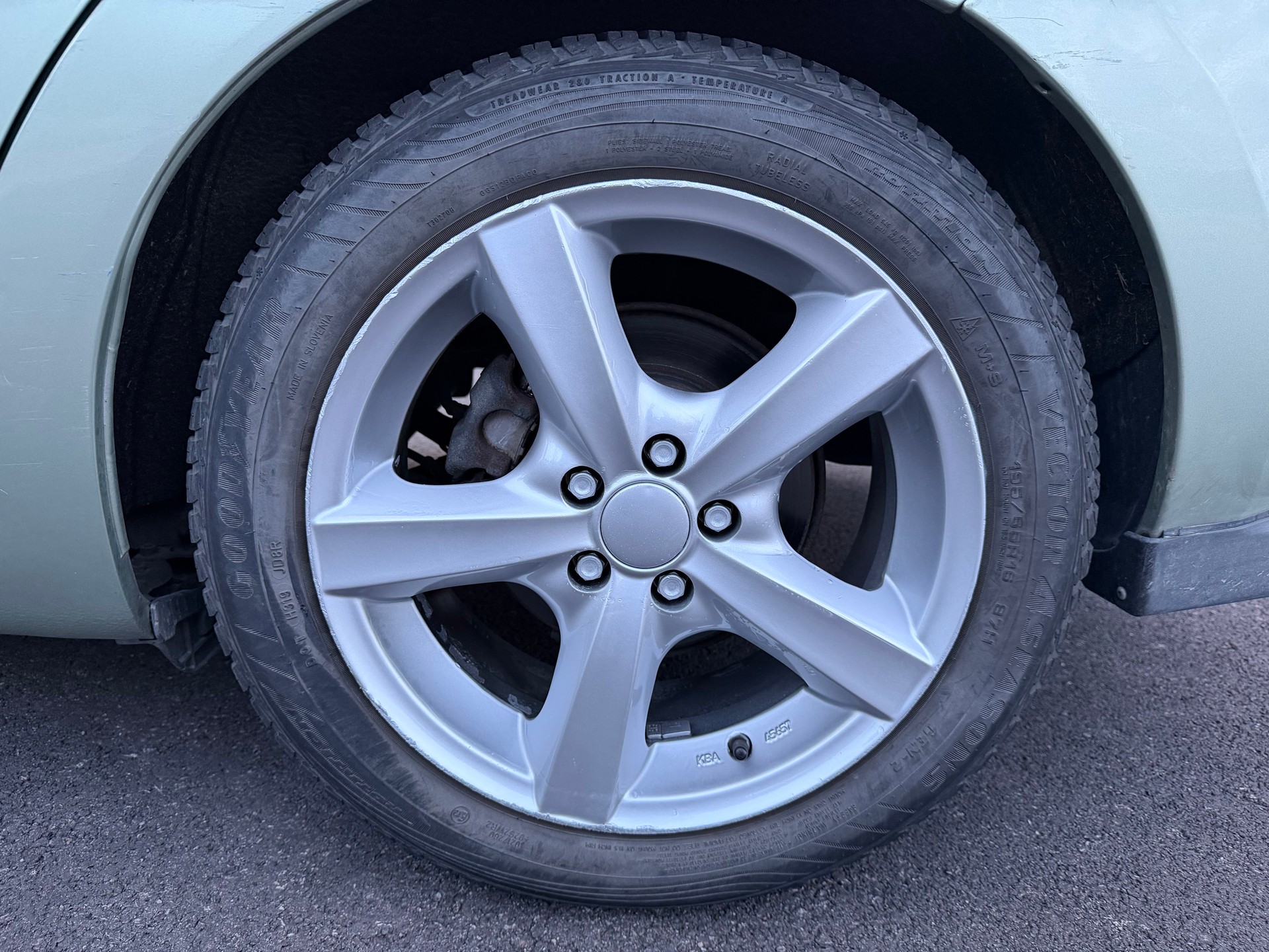 TOYOTA Prius 1.5 16V Hybrid-image-18