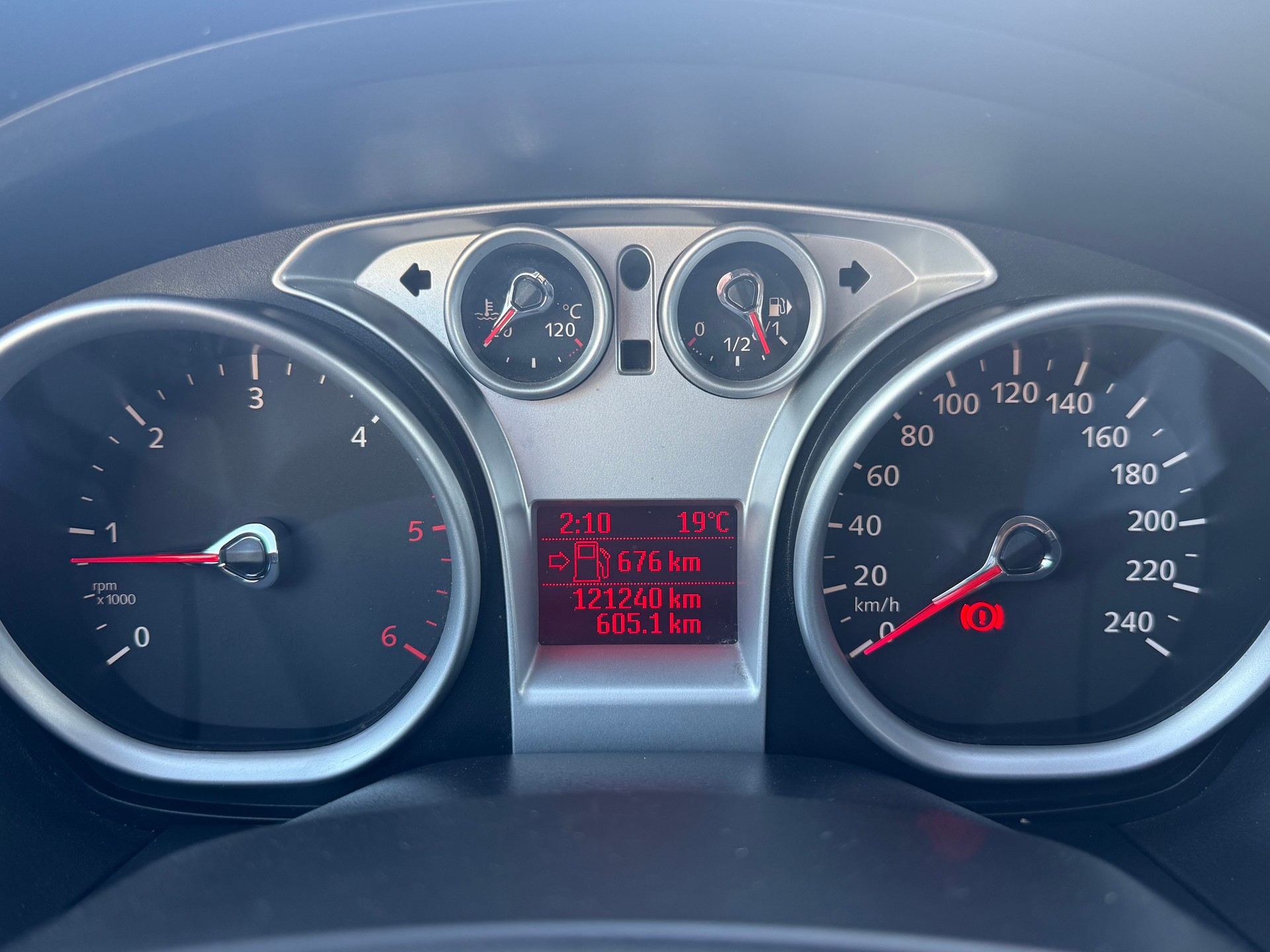FORD Focus 1.6 TDCi Carving-image-6