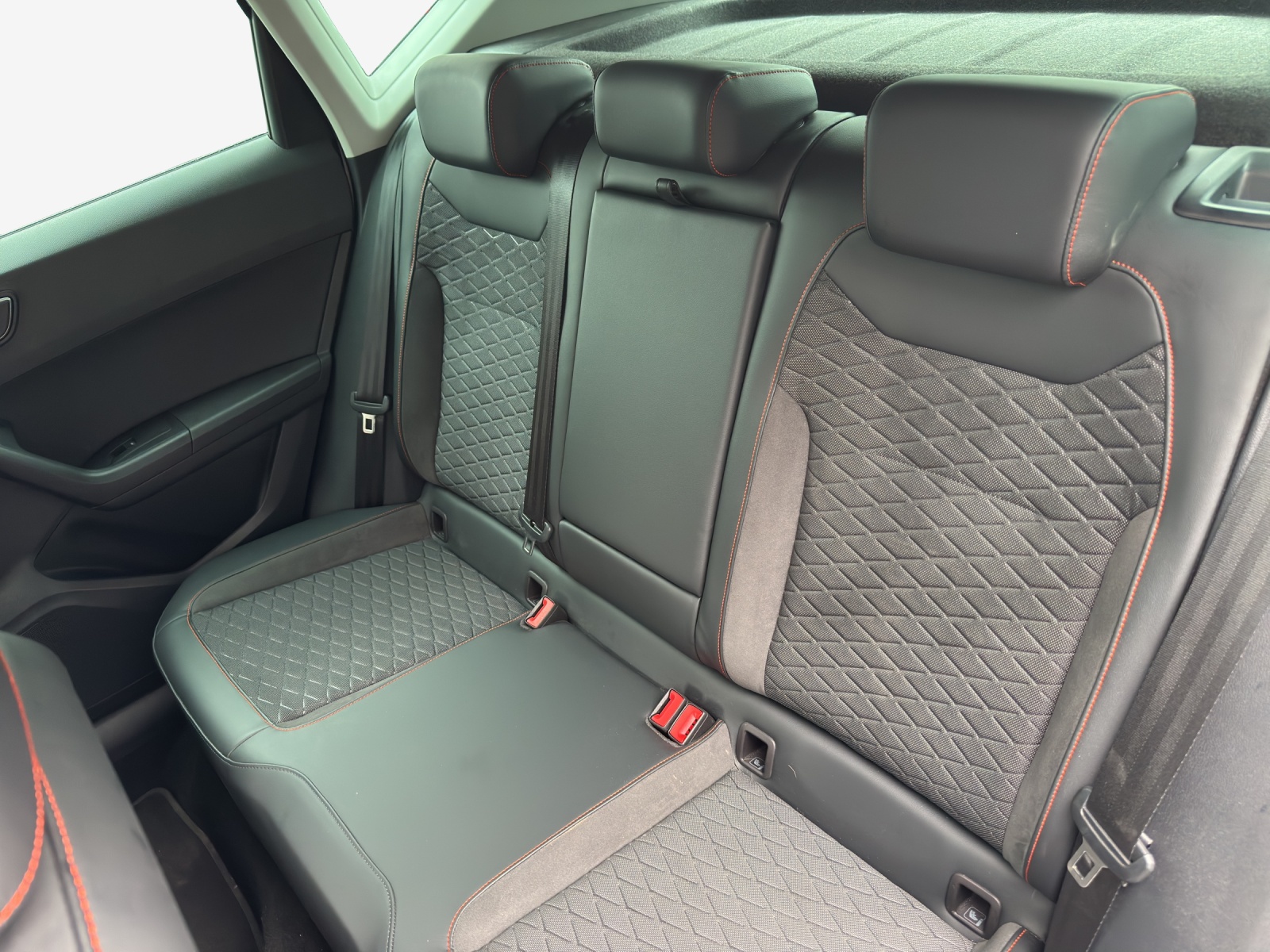 SEAT Ateca 1.5 TSI EVO DSG FR-image-11