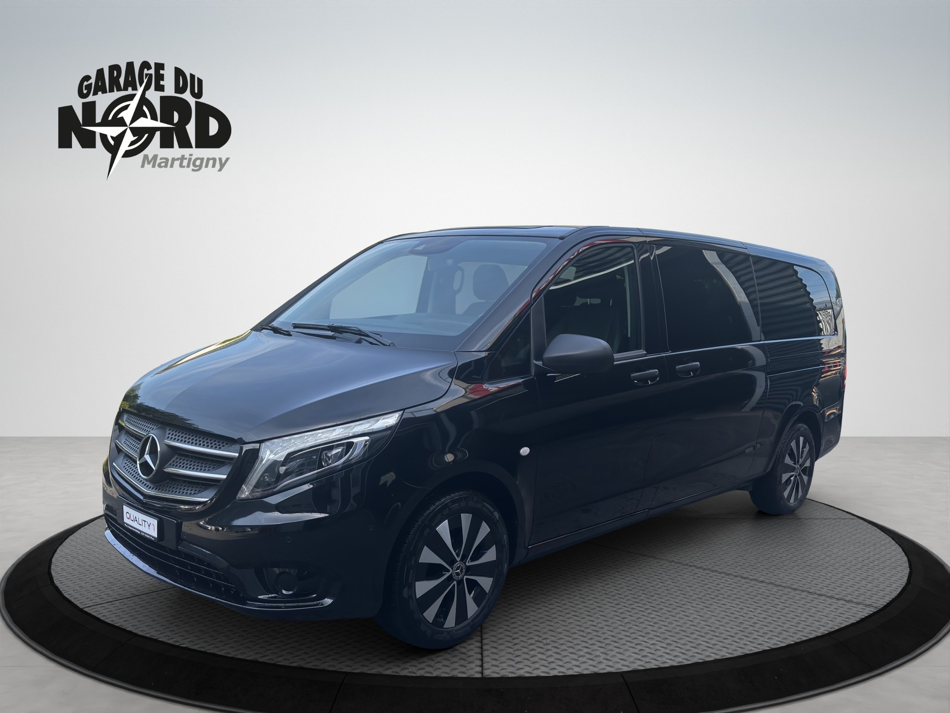 MERCEDES-BENZ Vito 119 CDI Extralang Select Tourer 4M 9G-Tronic-image-0