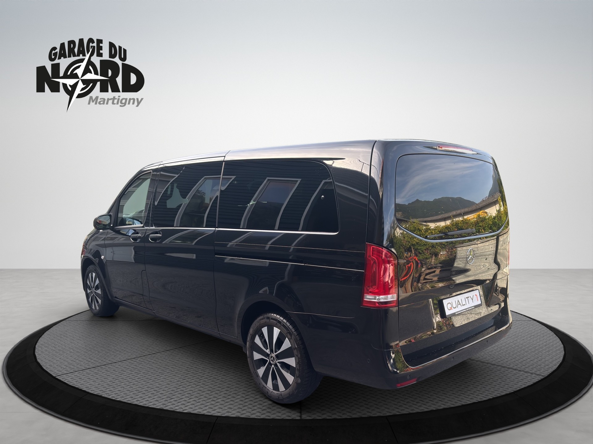 MERCEDES-BENZ Vito 119 CDI Extralang Select Tourer 4M 9G-Tronic-image-3
