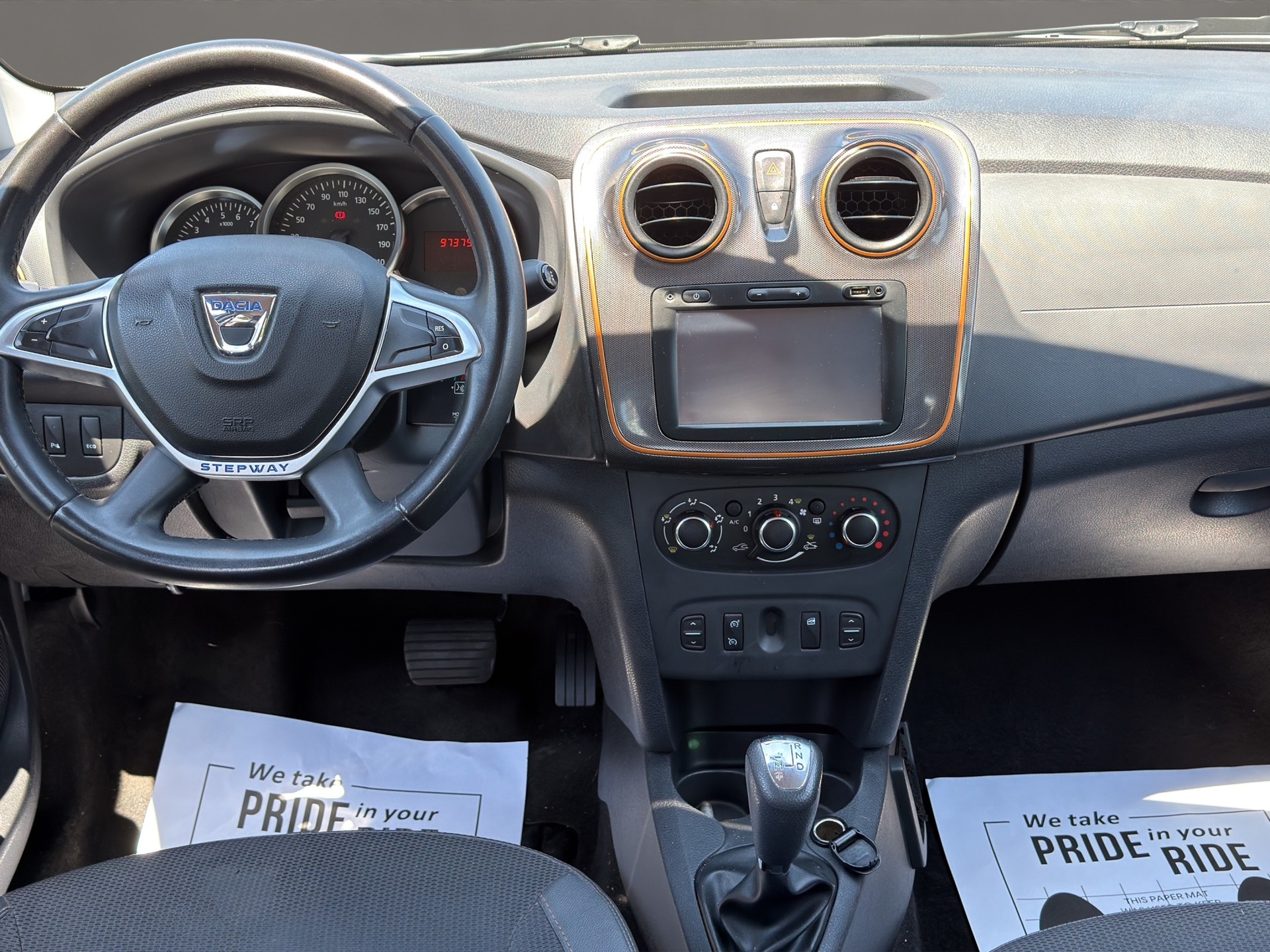 DACIA Sandero Tce 90 Stepway Unlimited Automatic-image-10