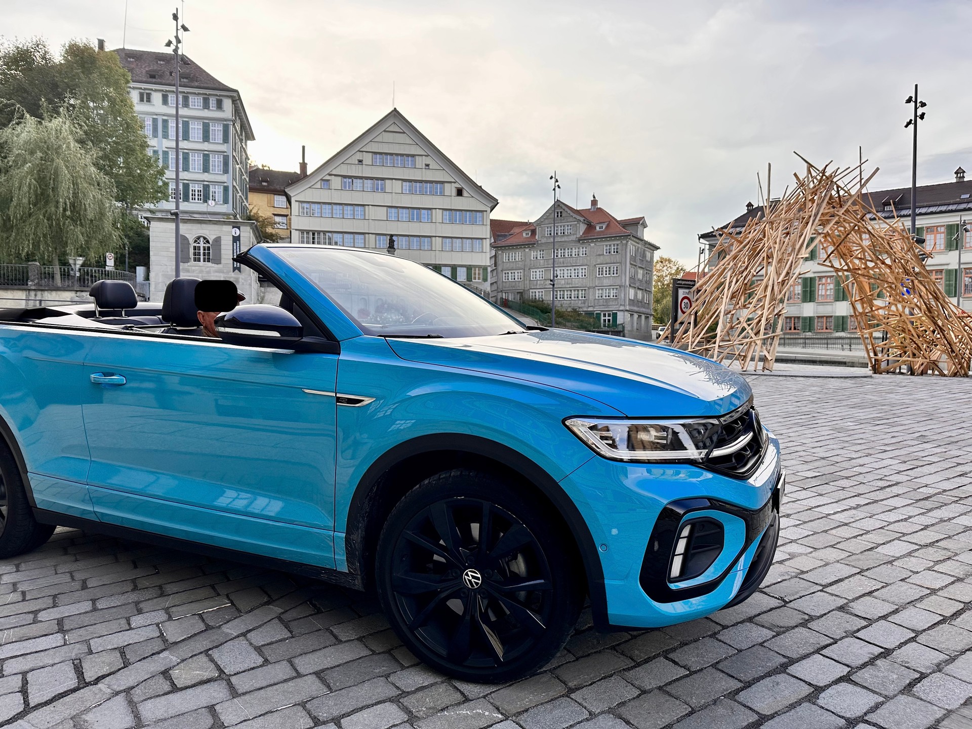 VW 1.5 TSI R-Line DSG-image-1