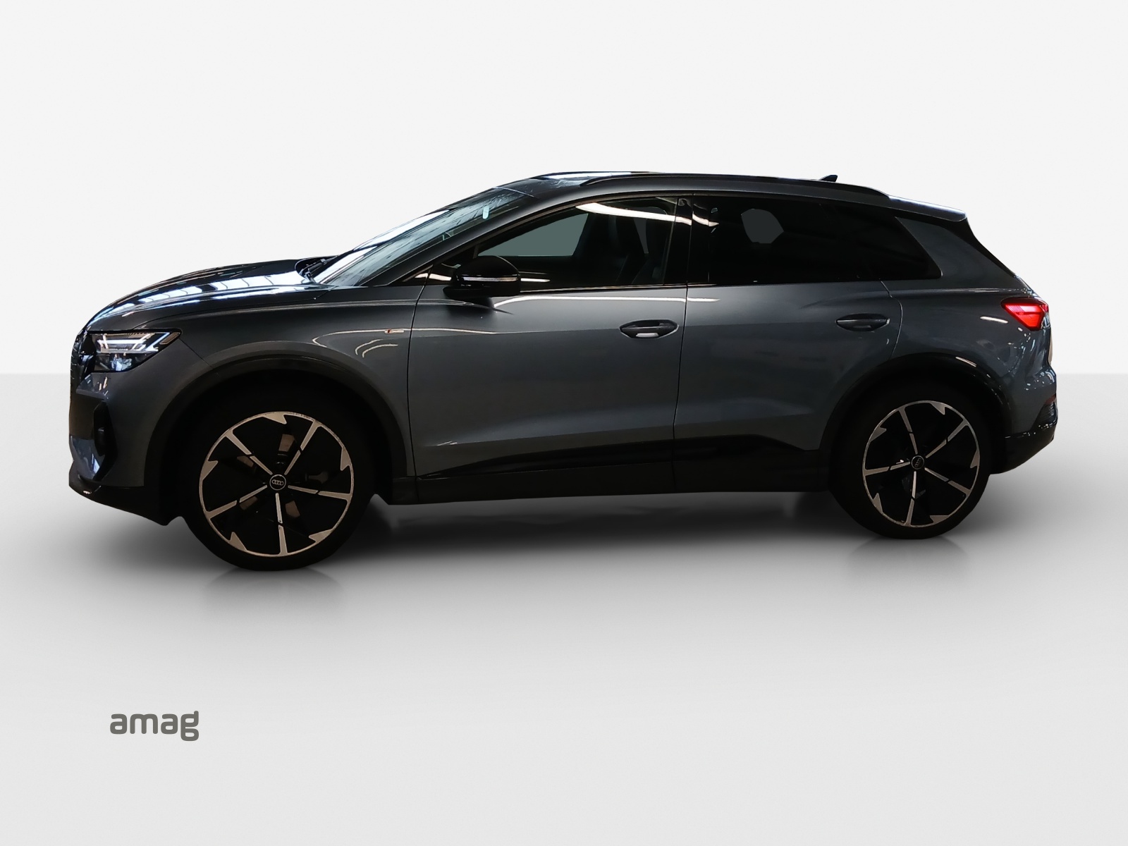 AUDI Q4 e-tron 50 quattro-image-2