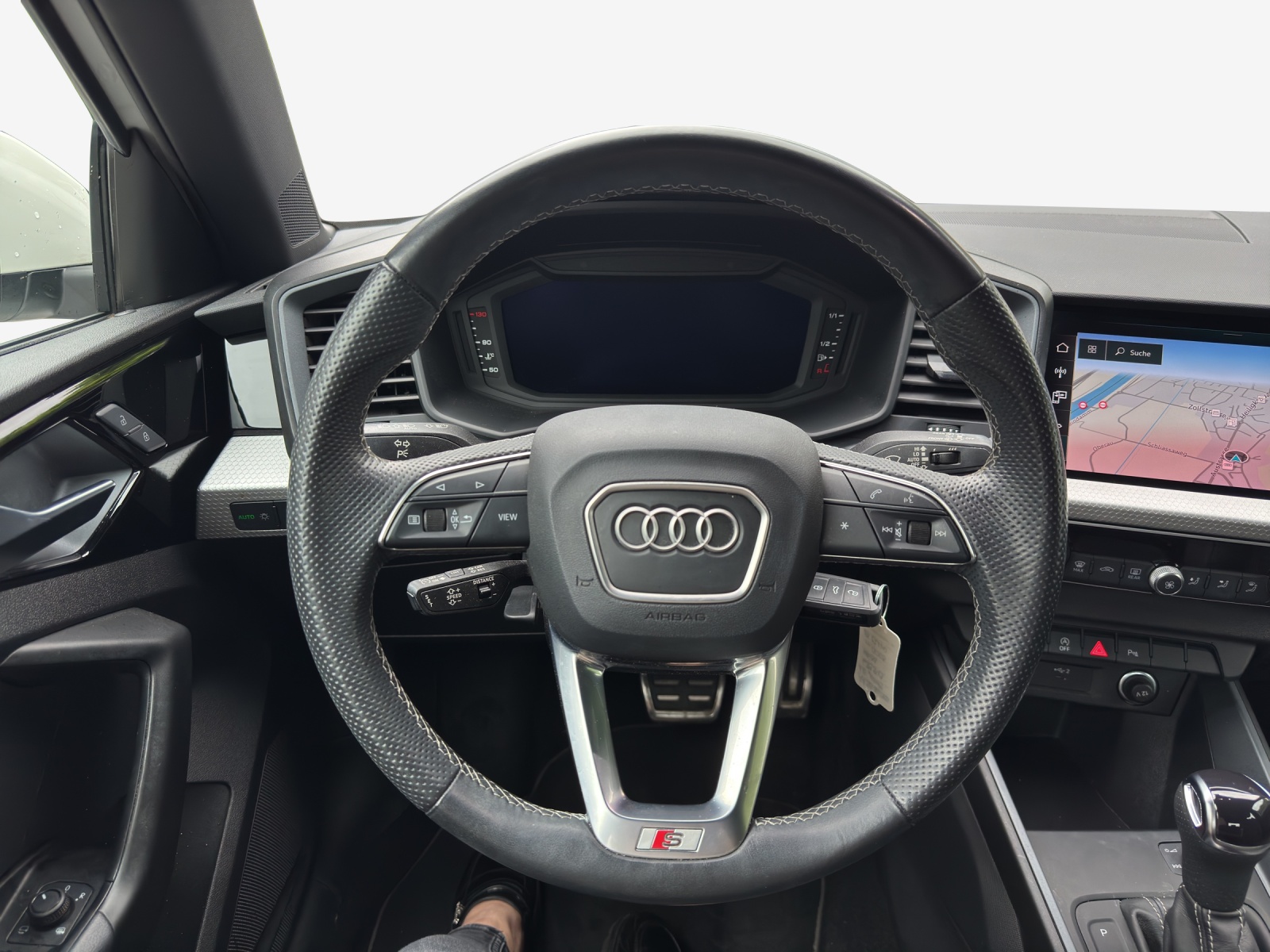 AUDI A1 Sportback 30 TFSI Attraction S-tronic-image-9