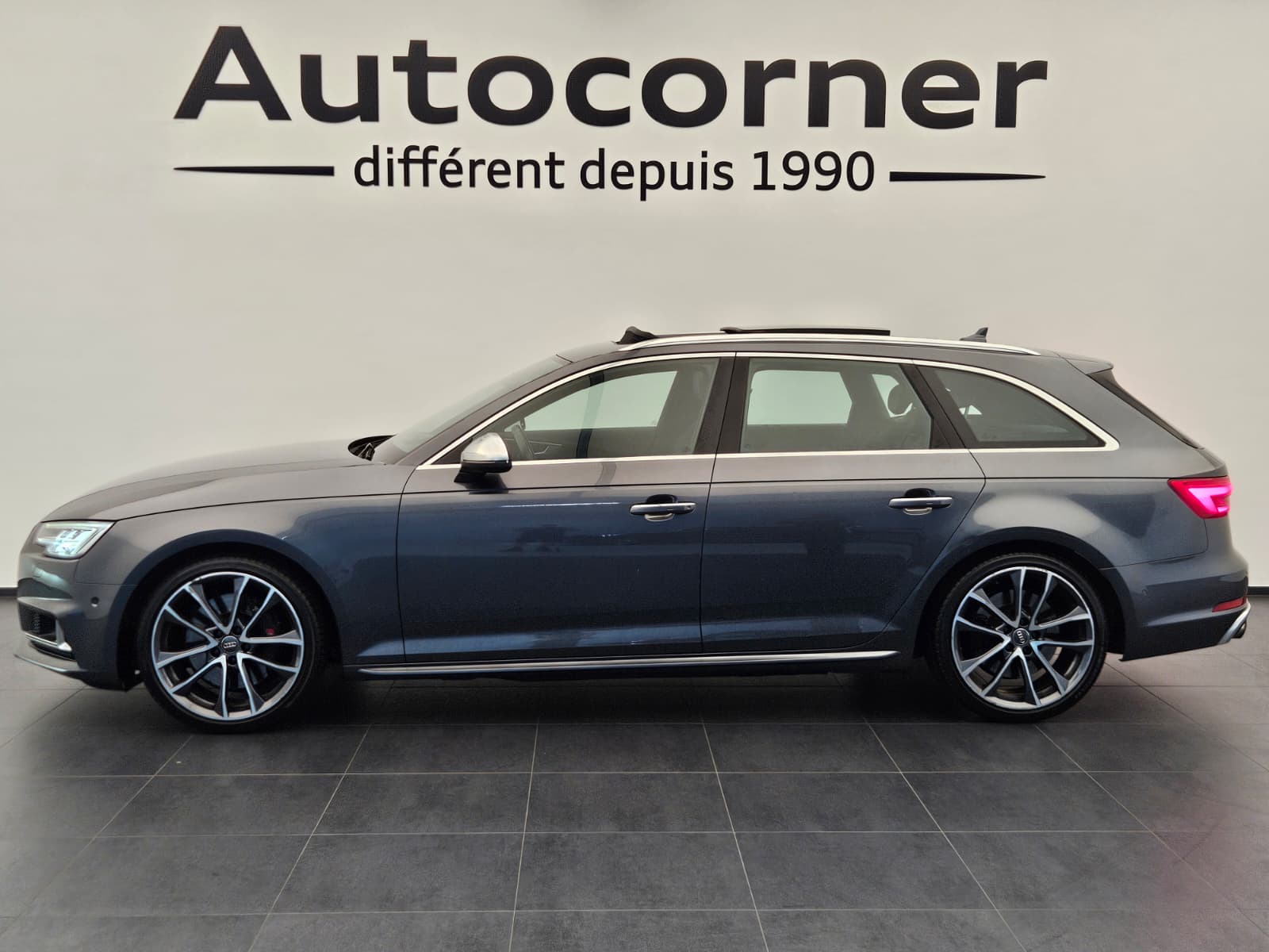 AUDI S4 Avant 3.0 TFSI quattro tiptronic-showroom-element-1