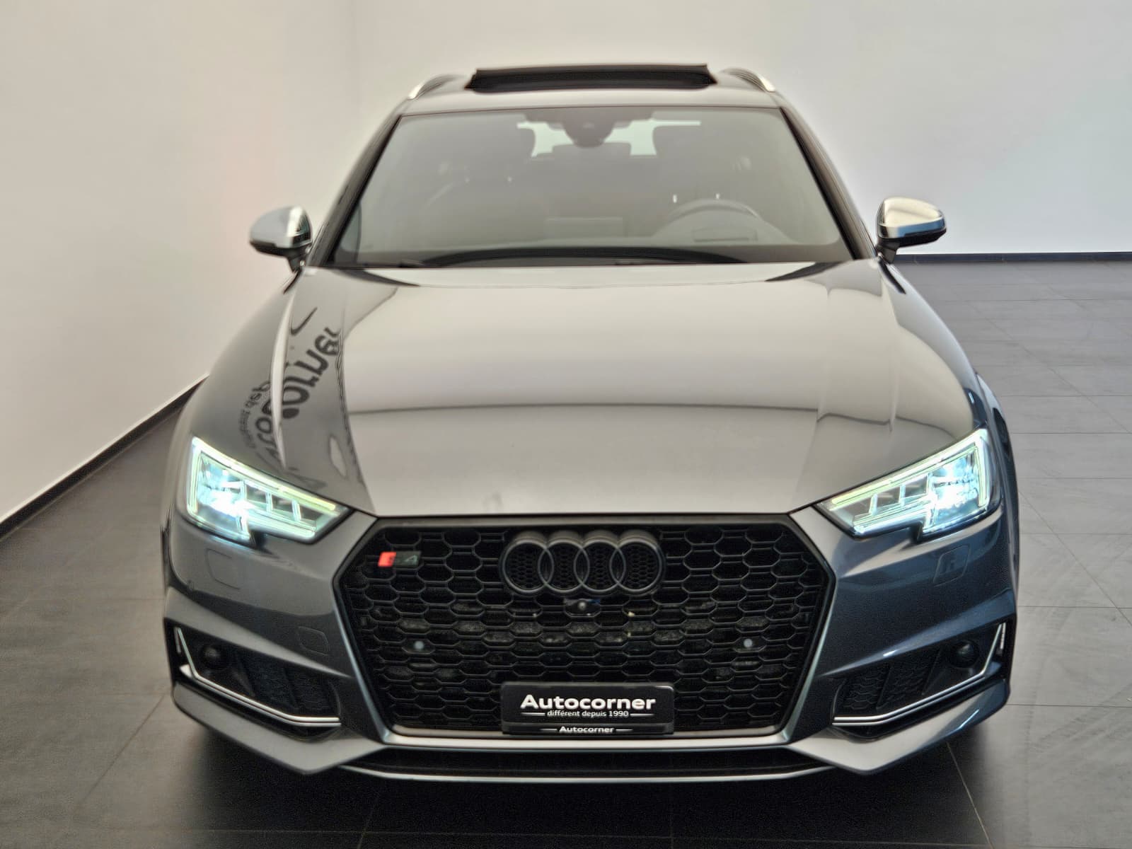 AUDI S4 Avant 3.0 TFSI quattro tiptronic-showroom-element-3