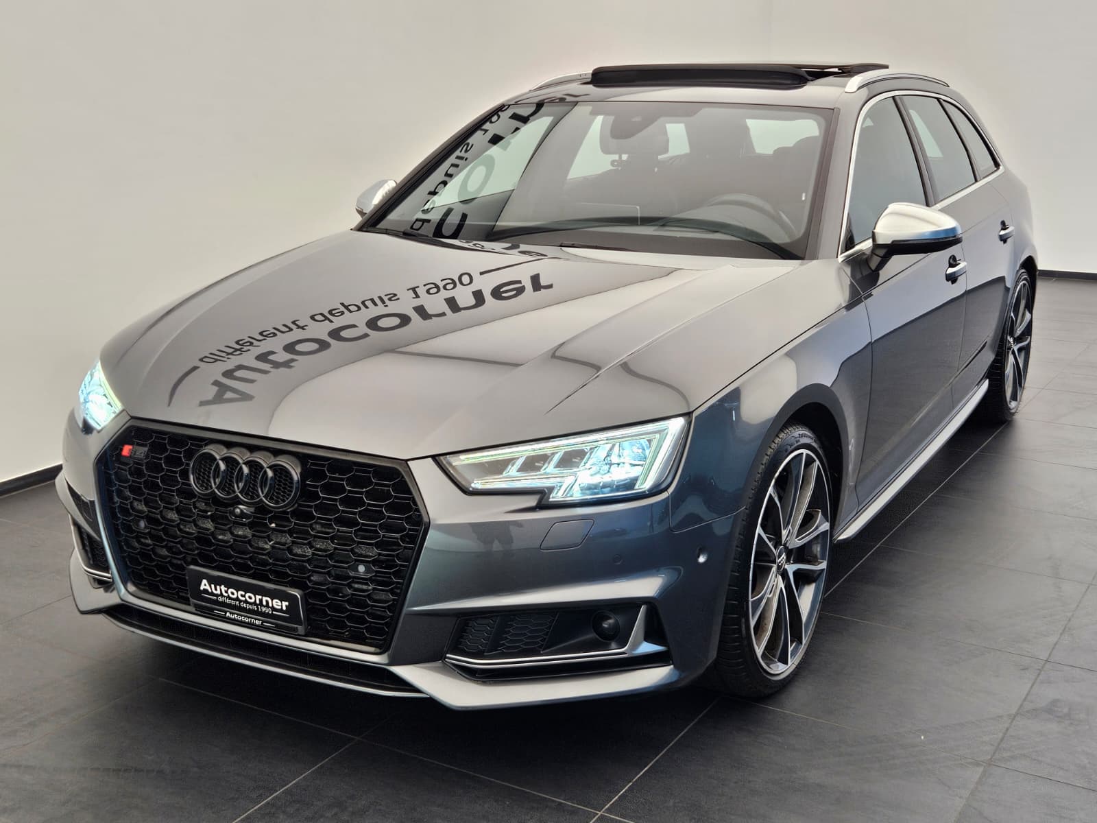 AUDI S4 Avant 3.0 TFSI quattro tiptronic-showroom-element-2