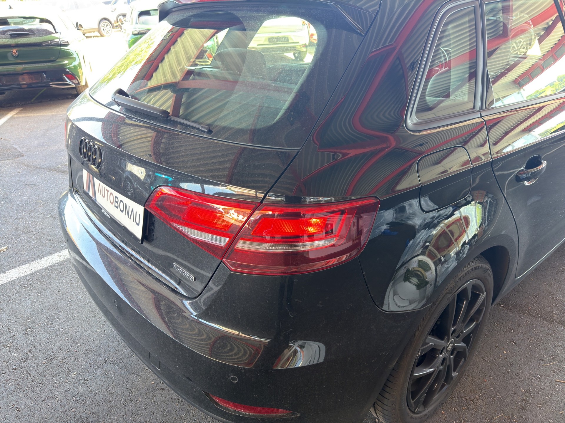 AUDI A3 Sportback 2.0 40 TFSI Sport qu. S-Tronic-image-29
