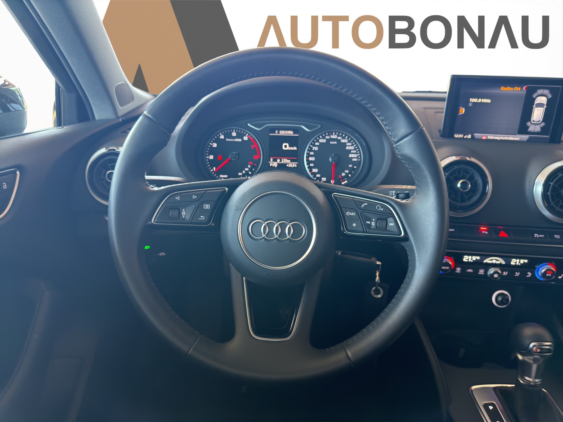 AUDI A3 Sportback 2.0 40 TFSI Sport qu. S-Tronic-image-17