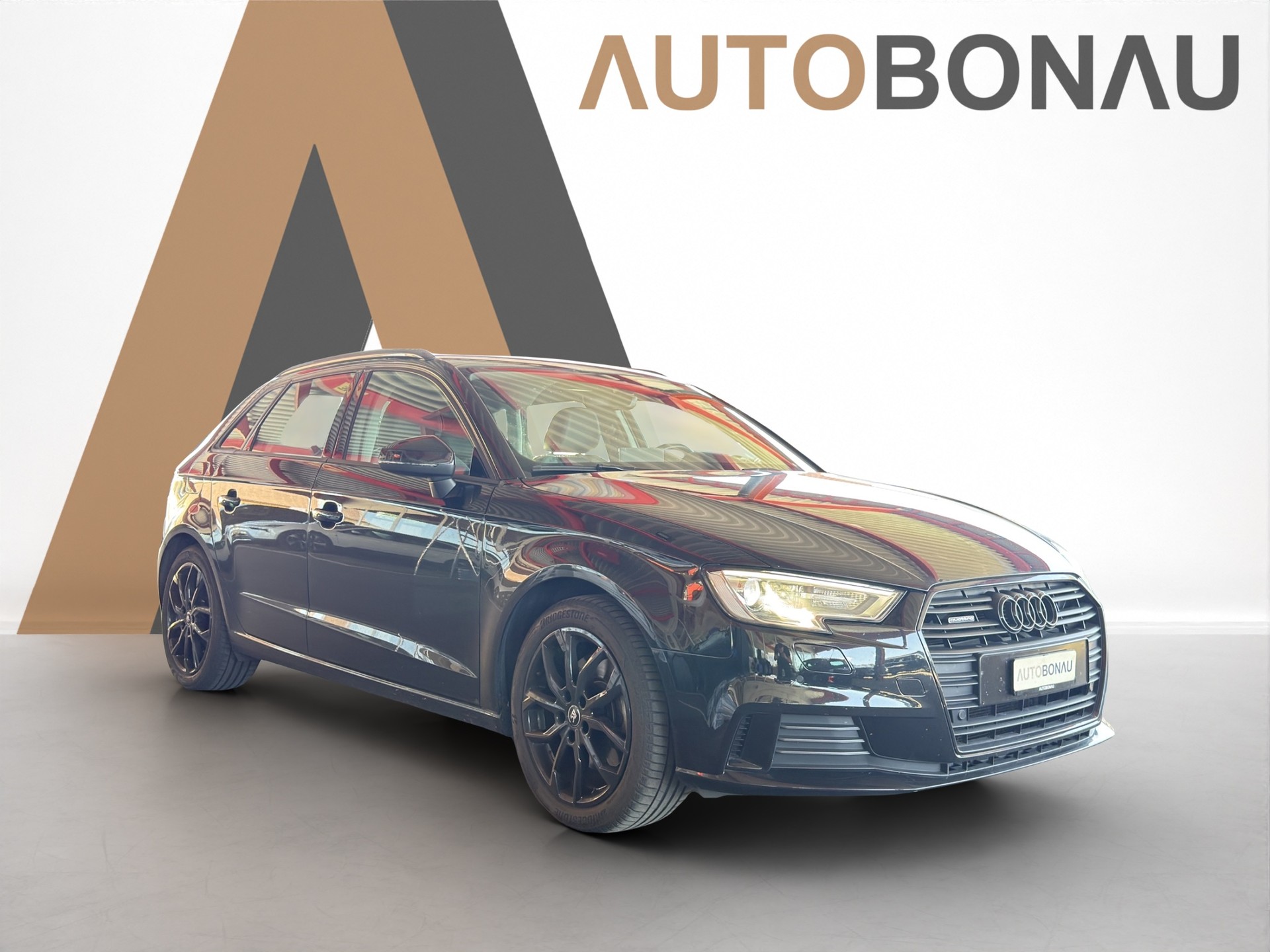 AUDI A3 Sportback 2.0 40 TFSI Sport qu. S-Tronic-image-6