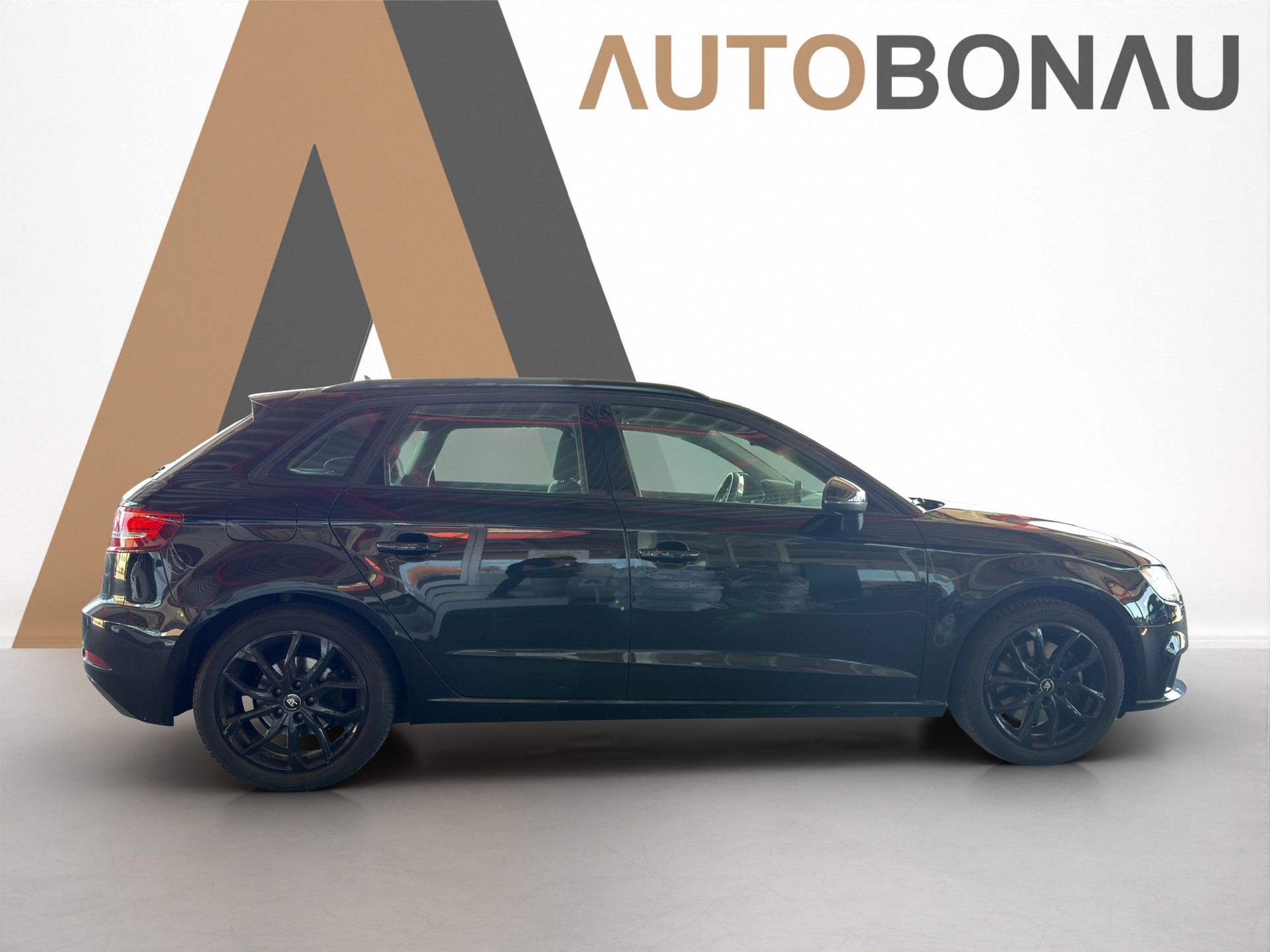 AUDI A3 Sportback 2.0 40 TFSI Sport qu. S-Tronic-image-5