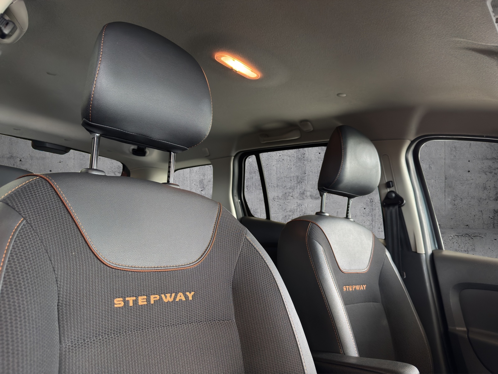 DACIA Logan MCV 0.9 Stepway Unlimited-image-23