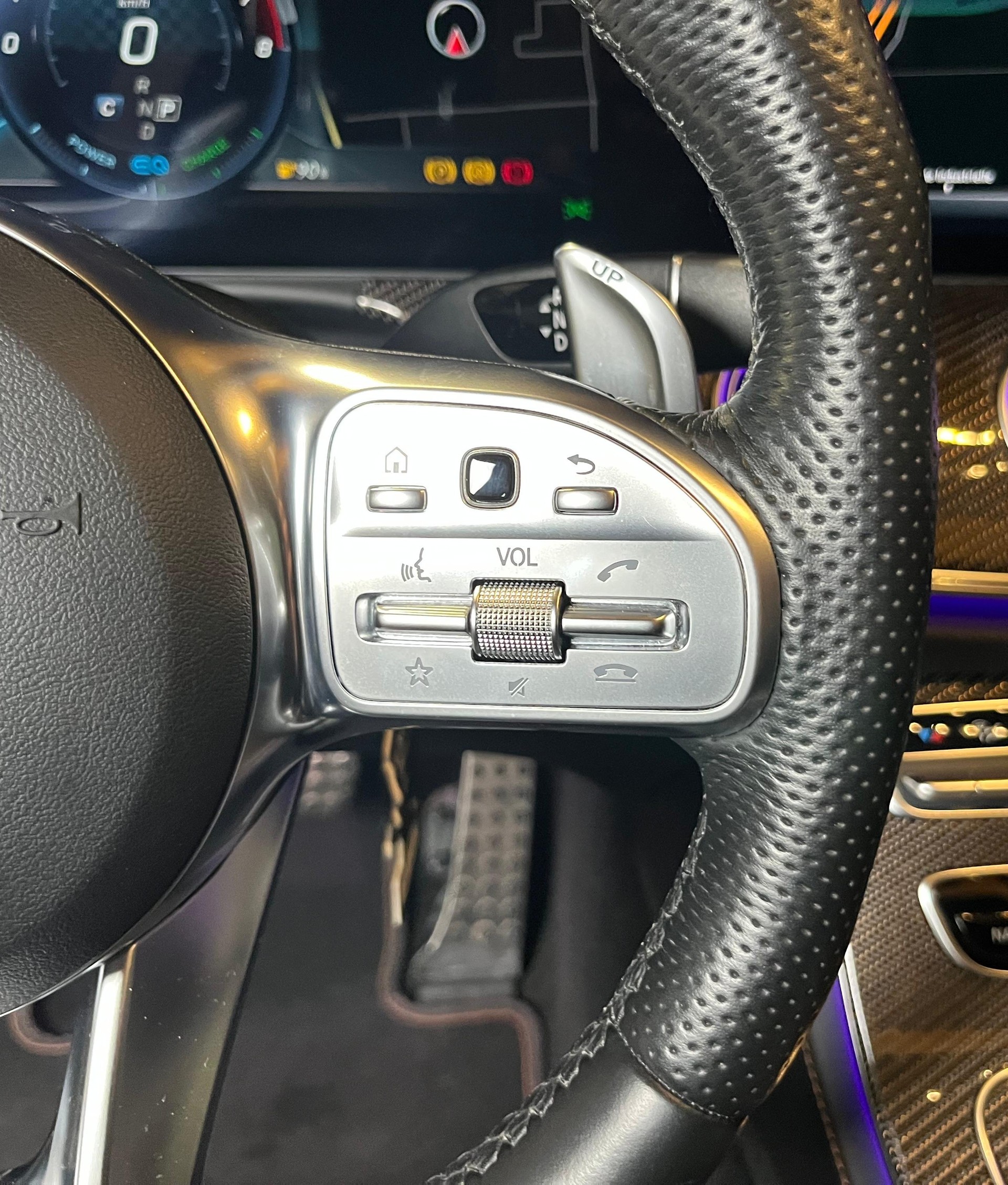 MERCEDES-BENZ CLS 53 AMG 4 Matic+-image-15