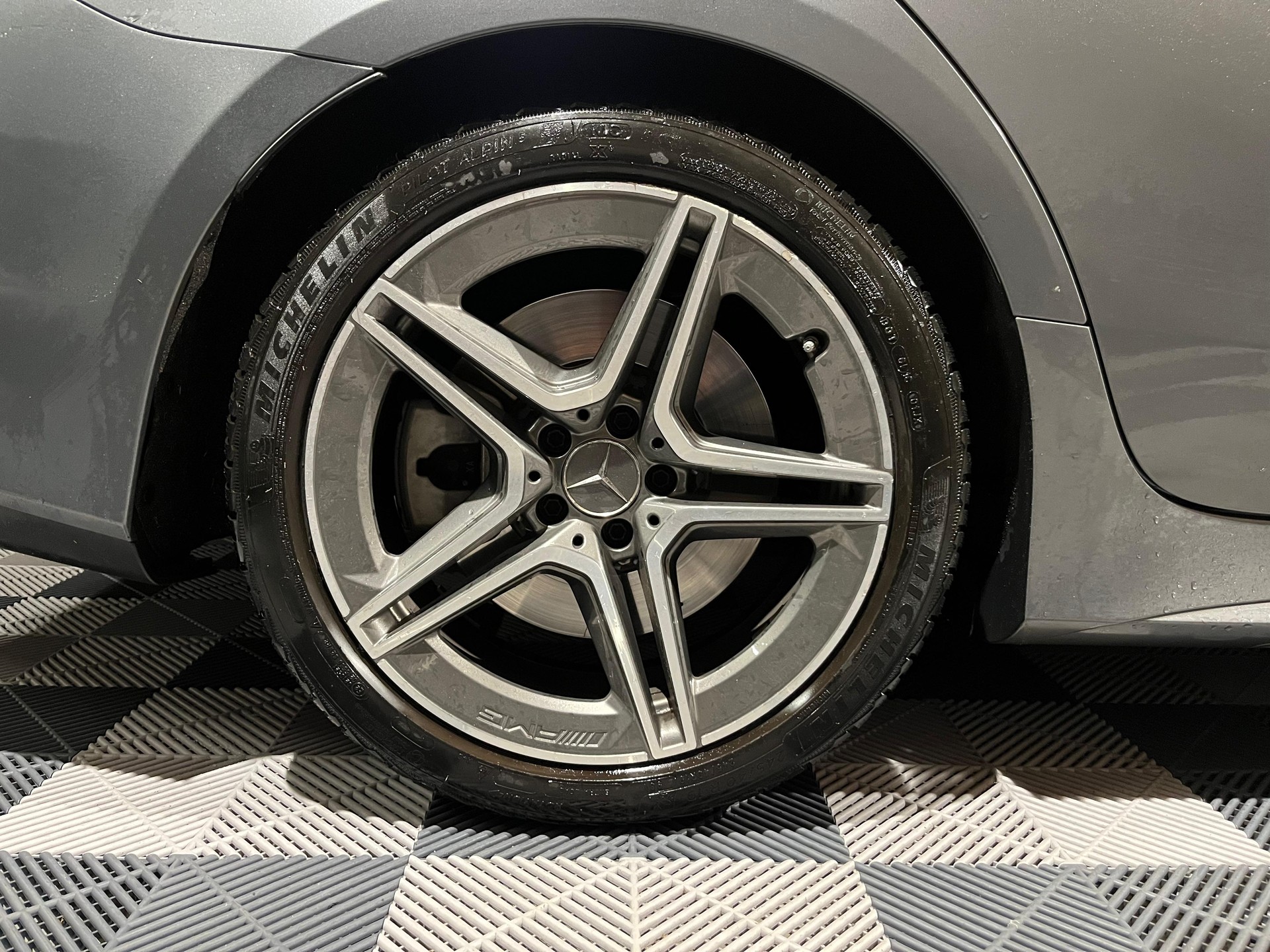 MERCEDES-BENZ CLS 53 AMG 4 Matic+-image-22