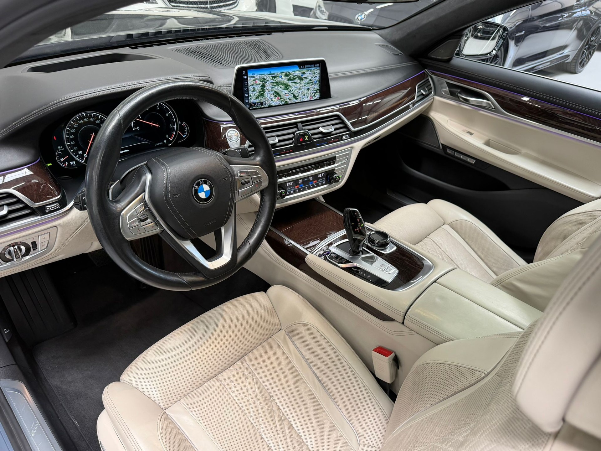 BMW 730d xDrive Steptronic-image-16