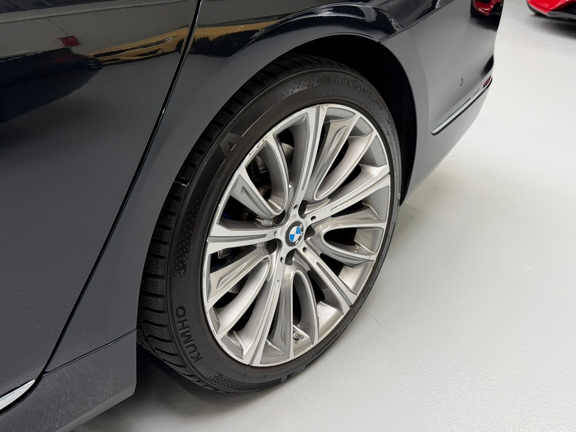 BMW 730d xDrive Steptronic-image-3