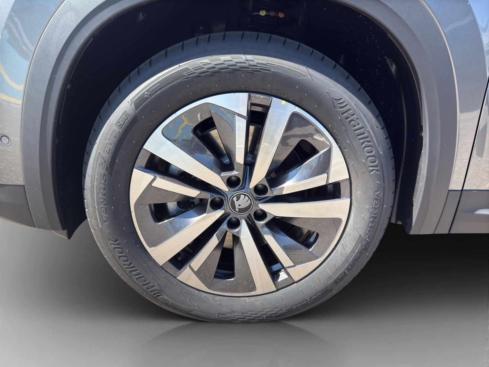 SKODA Kodiaq 2.0 TSI Selection 4x4-image-14