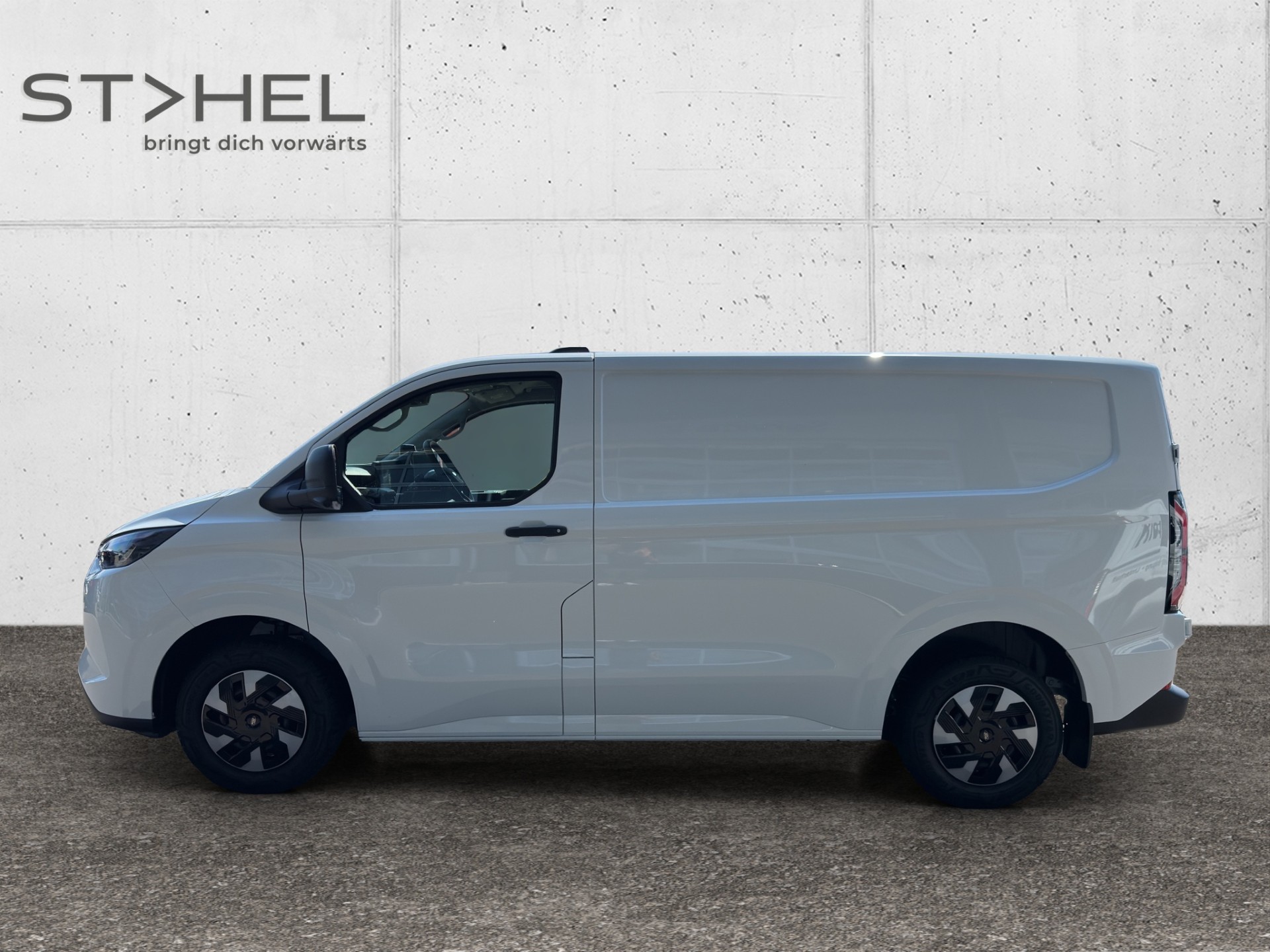 FORD E-Transit C Van 320 L1 Trend-image-3