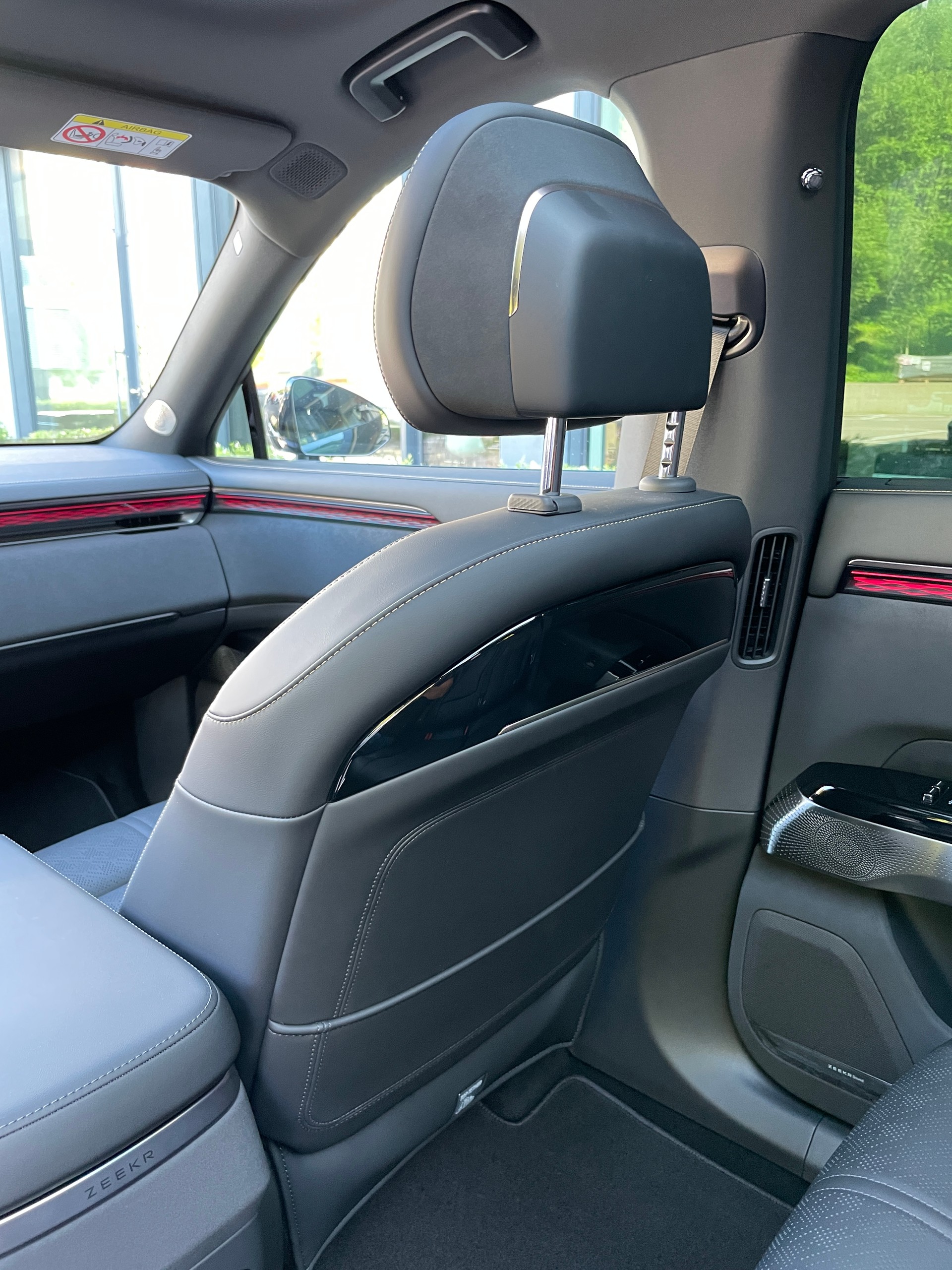 ZEEKR ZEEKR 7X Privilege AWD mit Comfort inkl. Cockpit Paket mit AHK-image-20