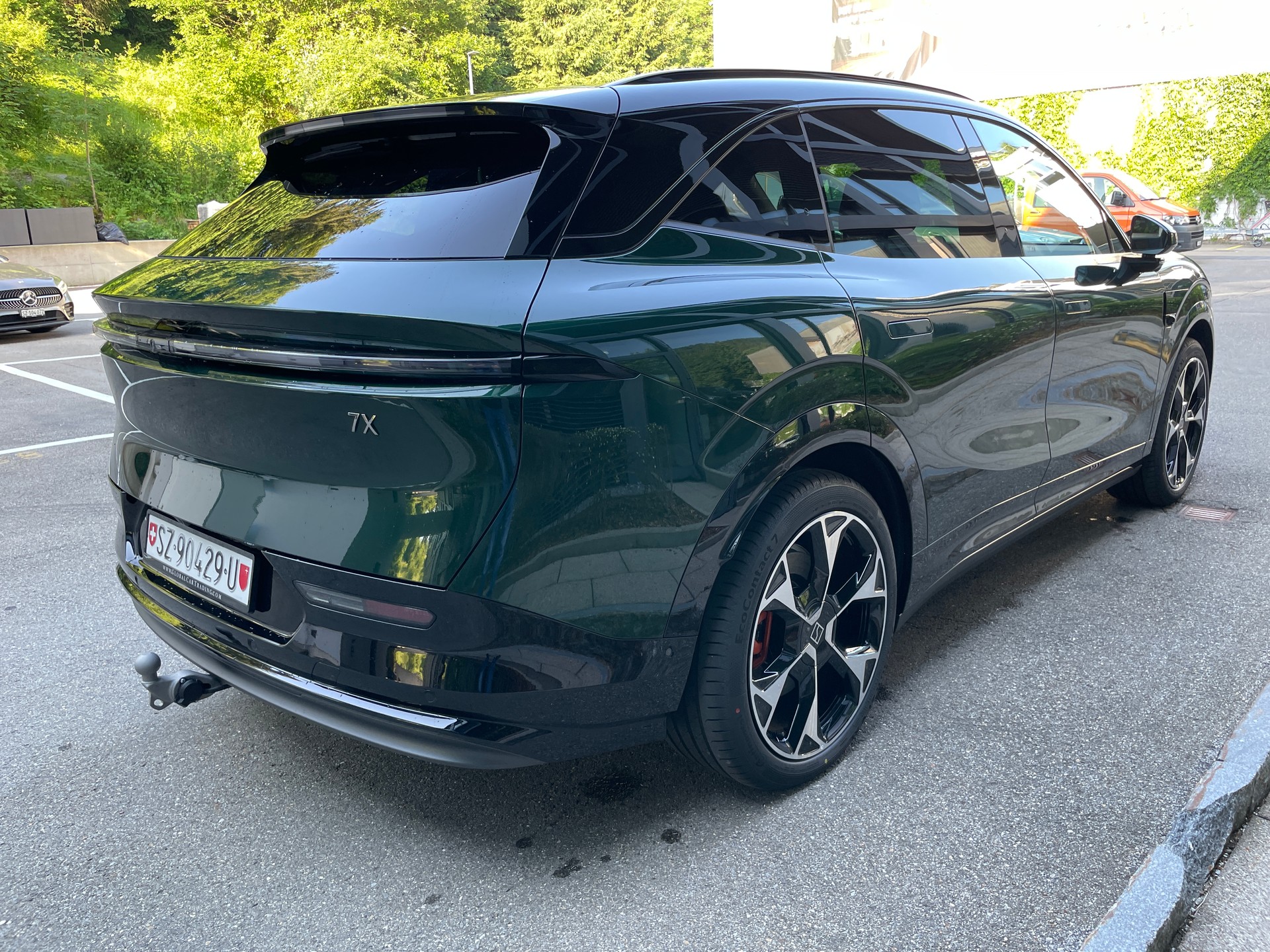 ZEEKR ZEEKR 7X Privilege AWD mit Comfort inkl. Cockpit Paket mit AHK-image-6