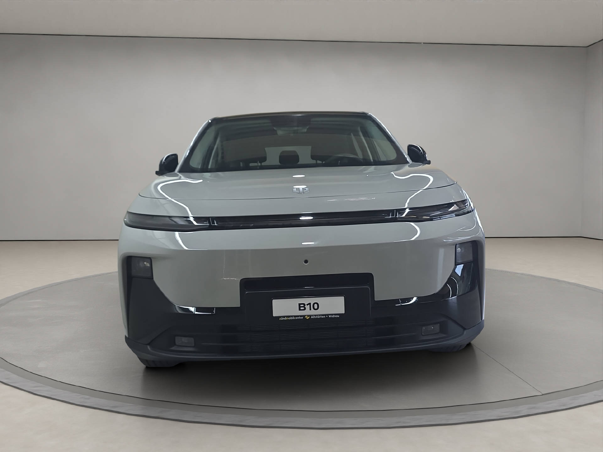 LEAPMOTOR B10 1.5 Hybrid EV-image-4