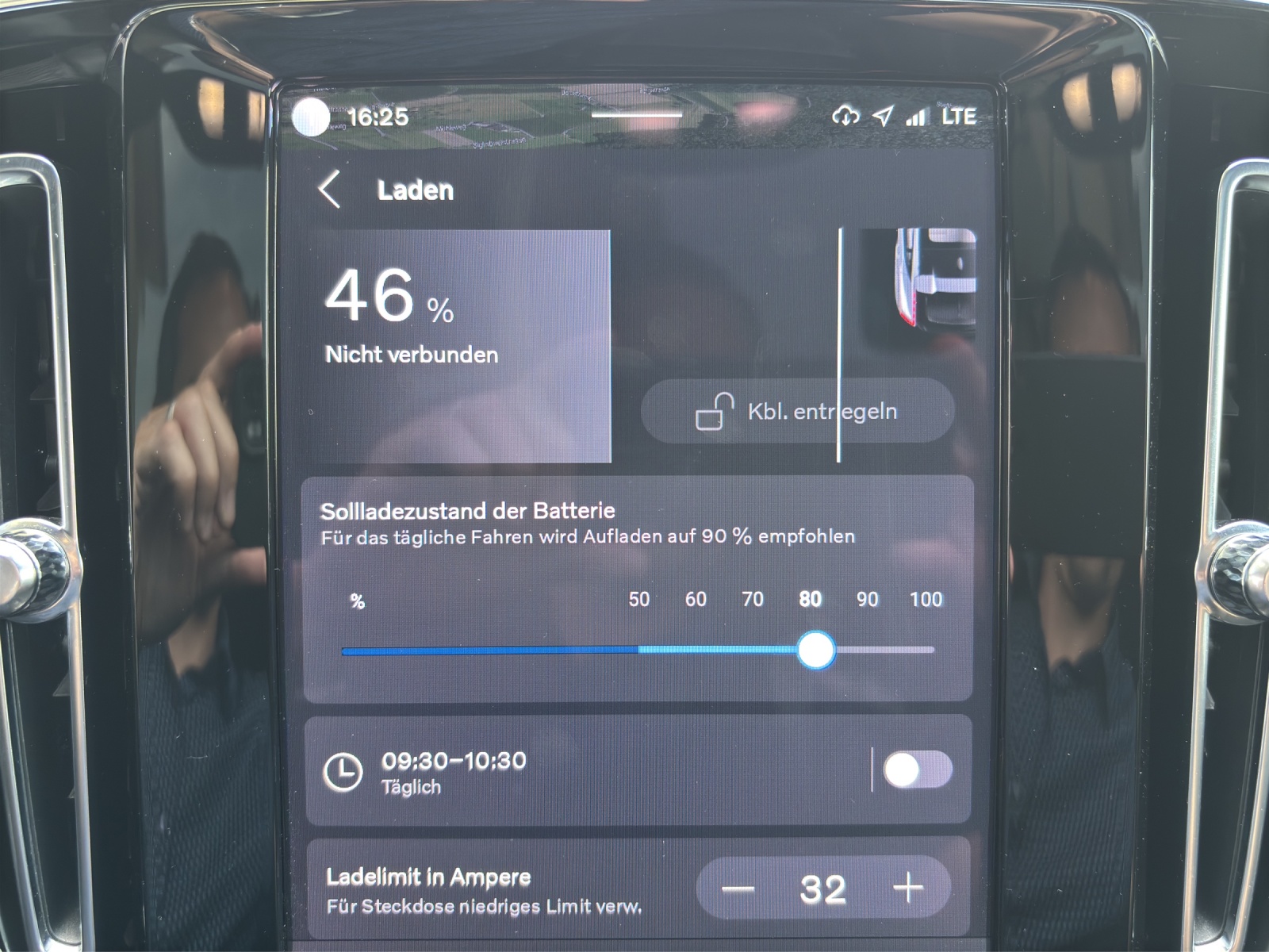 VOLVO C40 Recharge P6 Pure Electric Ultimate mit Panoramadach, Wärmepume & fortl. Werksgarantie bis 09.2028-image-21