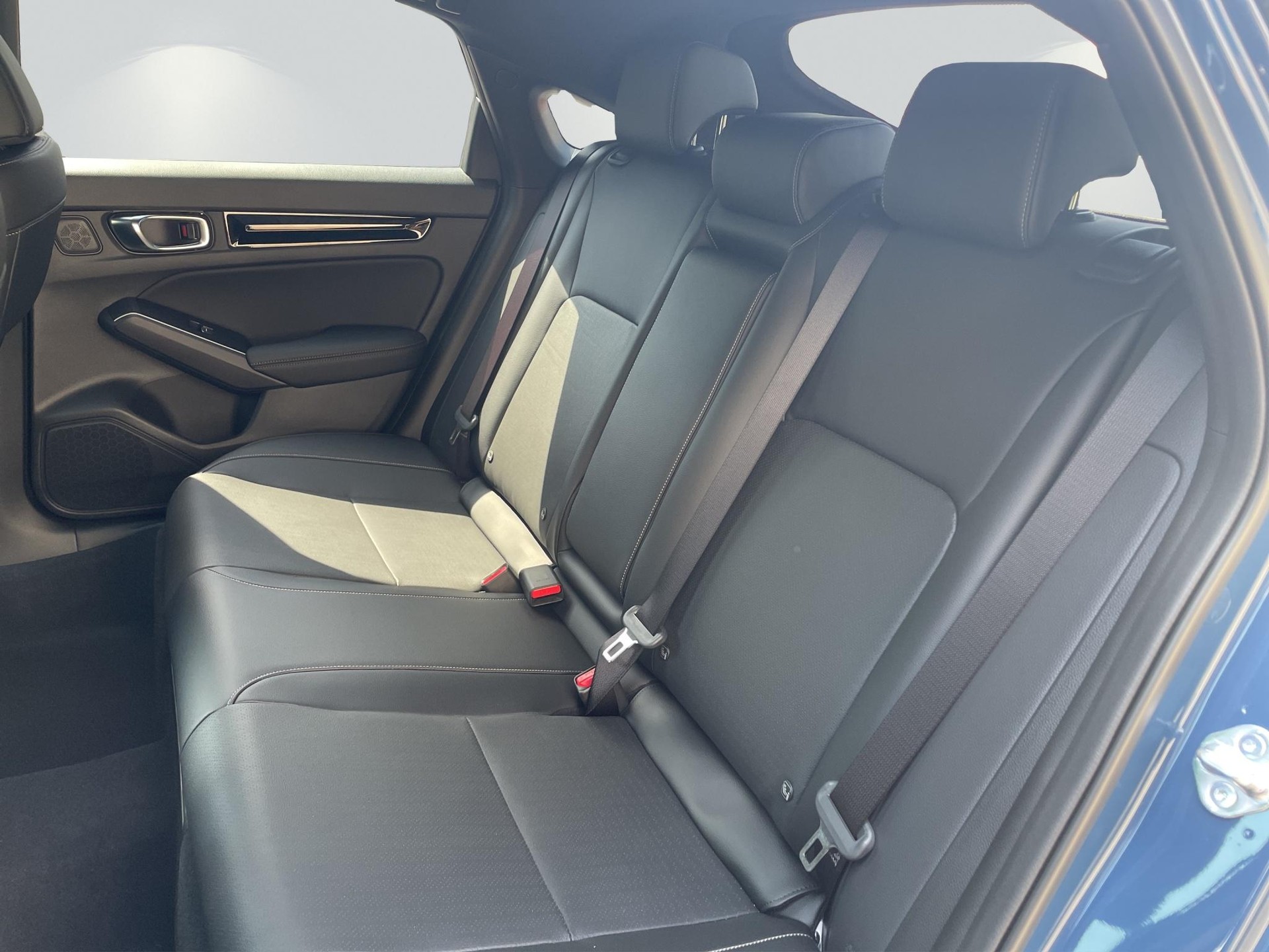 HONDA Civic 2.0 i-MMD Advance-image-11