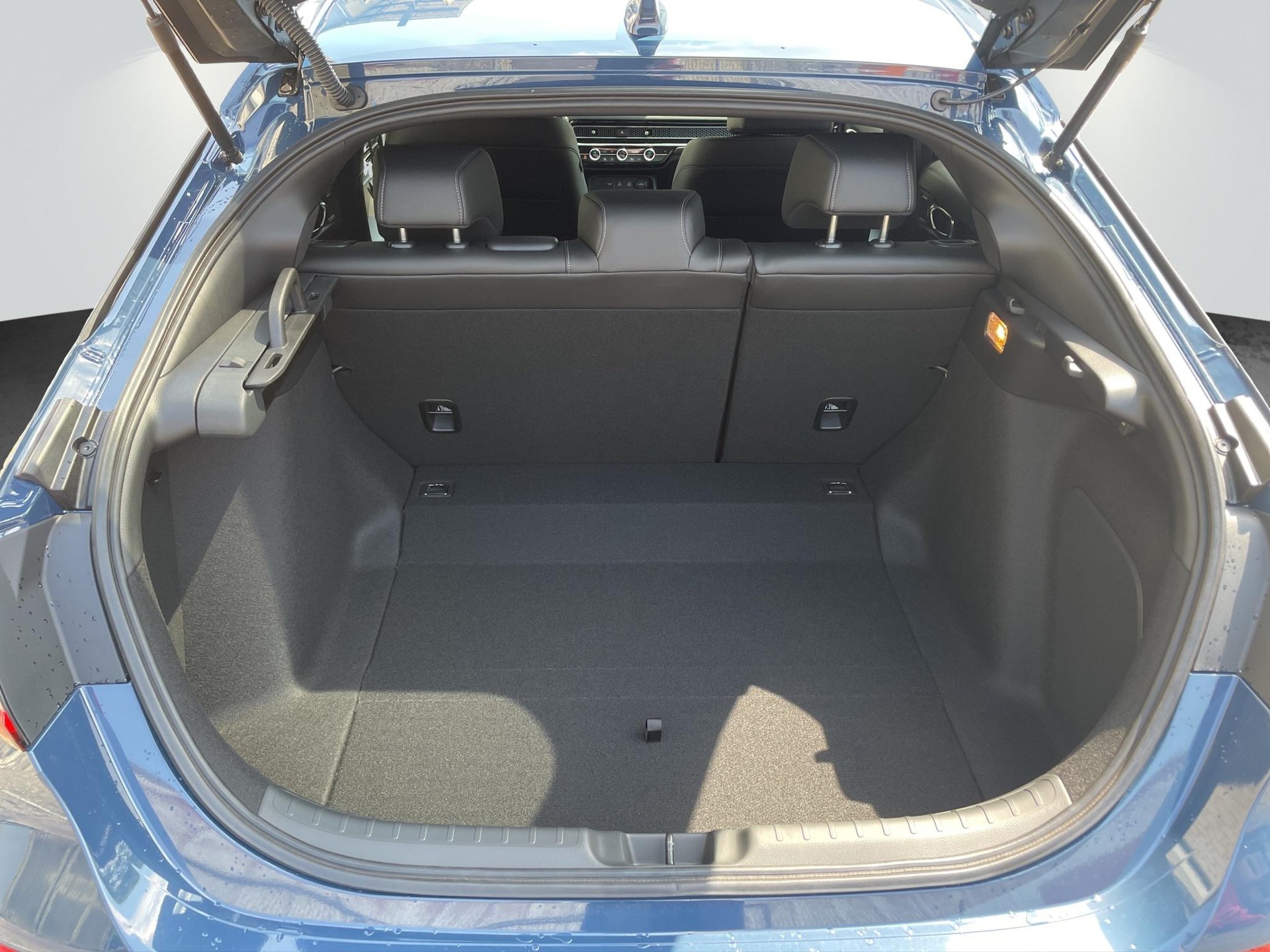 HONDA Civic 2.0 i-MMD Advance-image-13