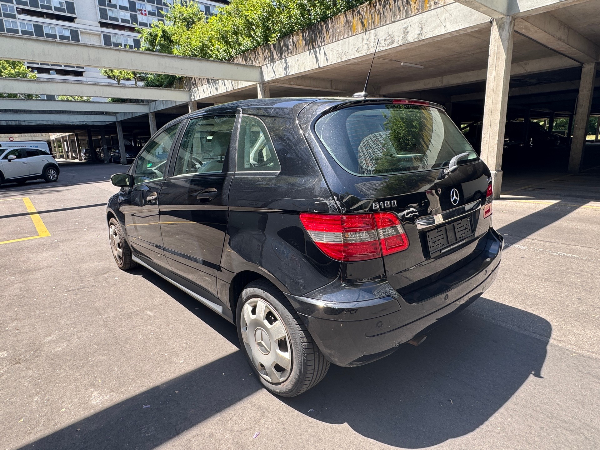 MERCEDES-BENZ B 180 CDI-image-3