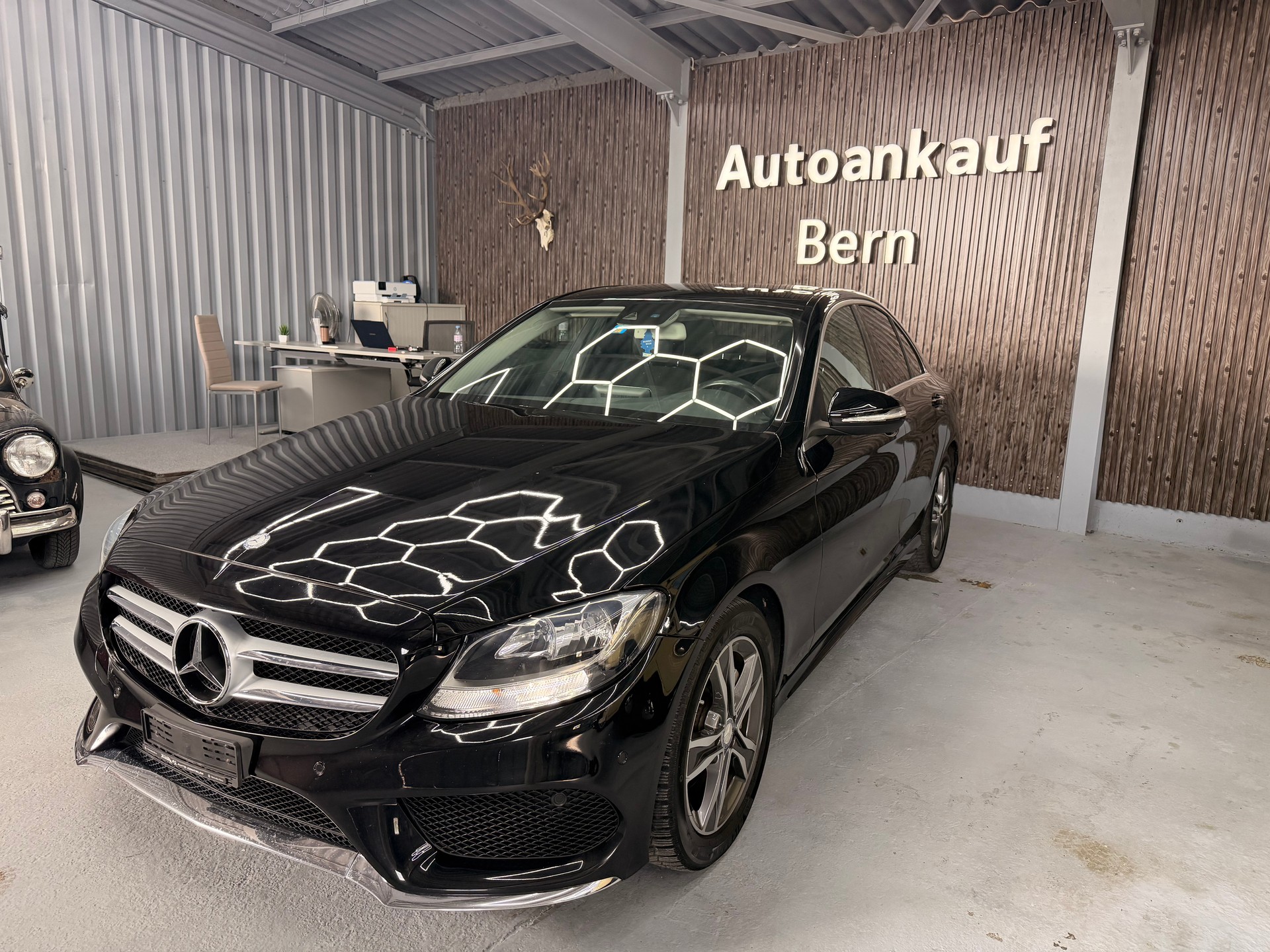MERCEDES-BENZ C 200 Swiss Star Edition Exclusive 7G-Tronic-image-1