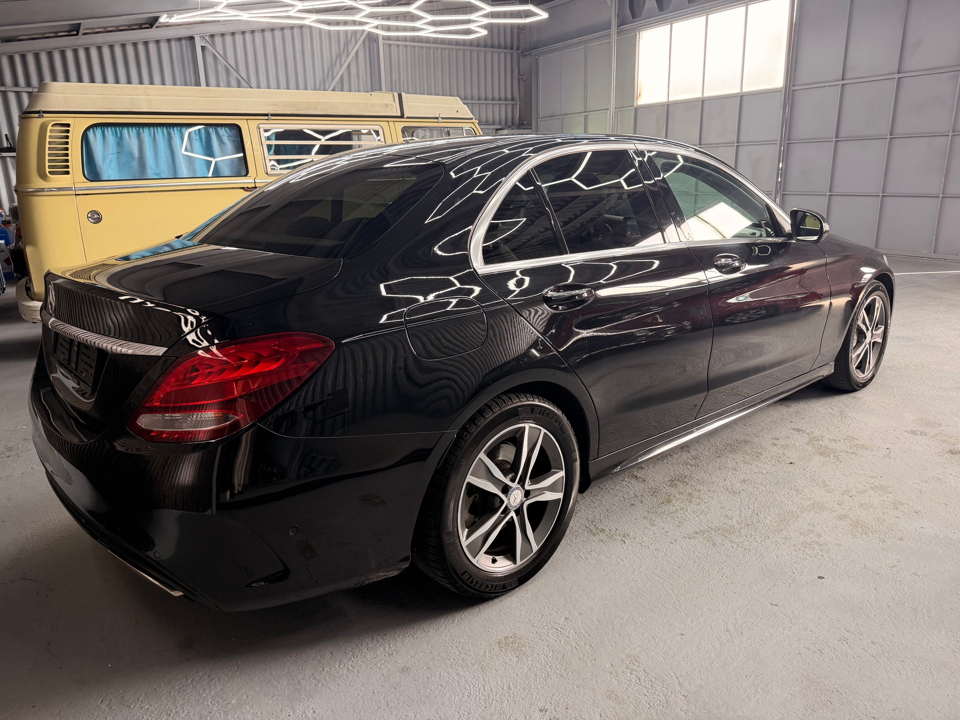 MERCEDES-BENZ C 200 Swiss Star Edition Exclusive 7G-Tronic-image-4