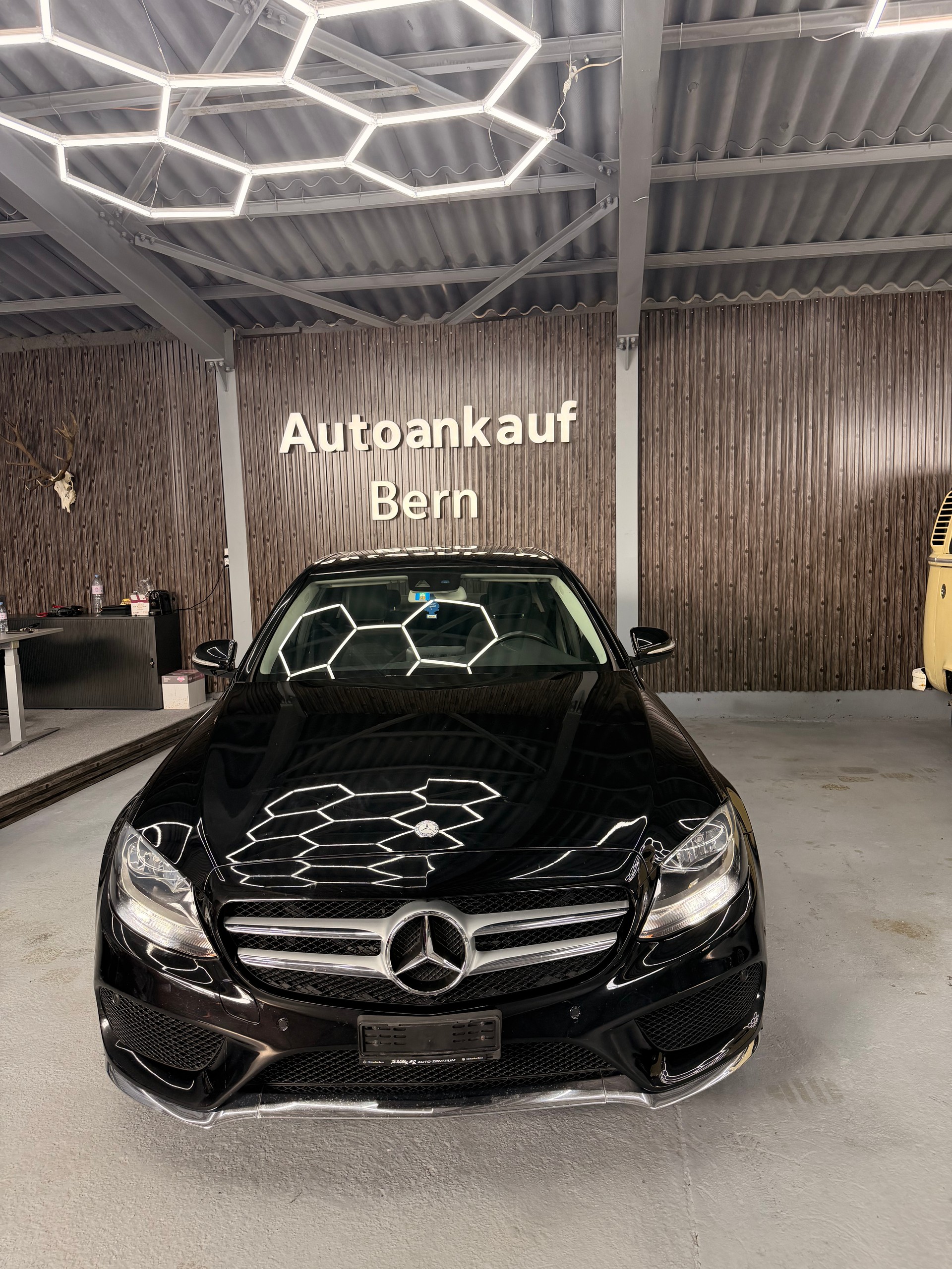 MERCEDES-BENZ C 200 Swiss Star Edition Exclusive 7G-Tronic-image-0