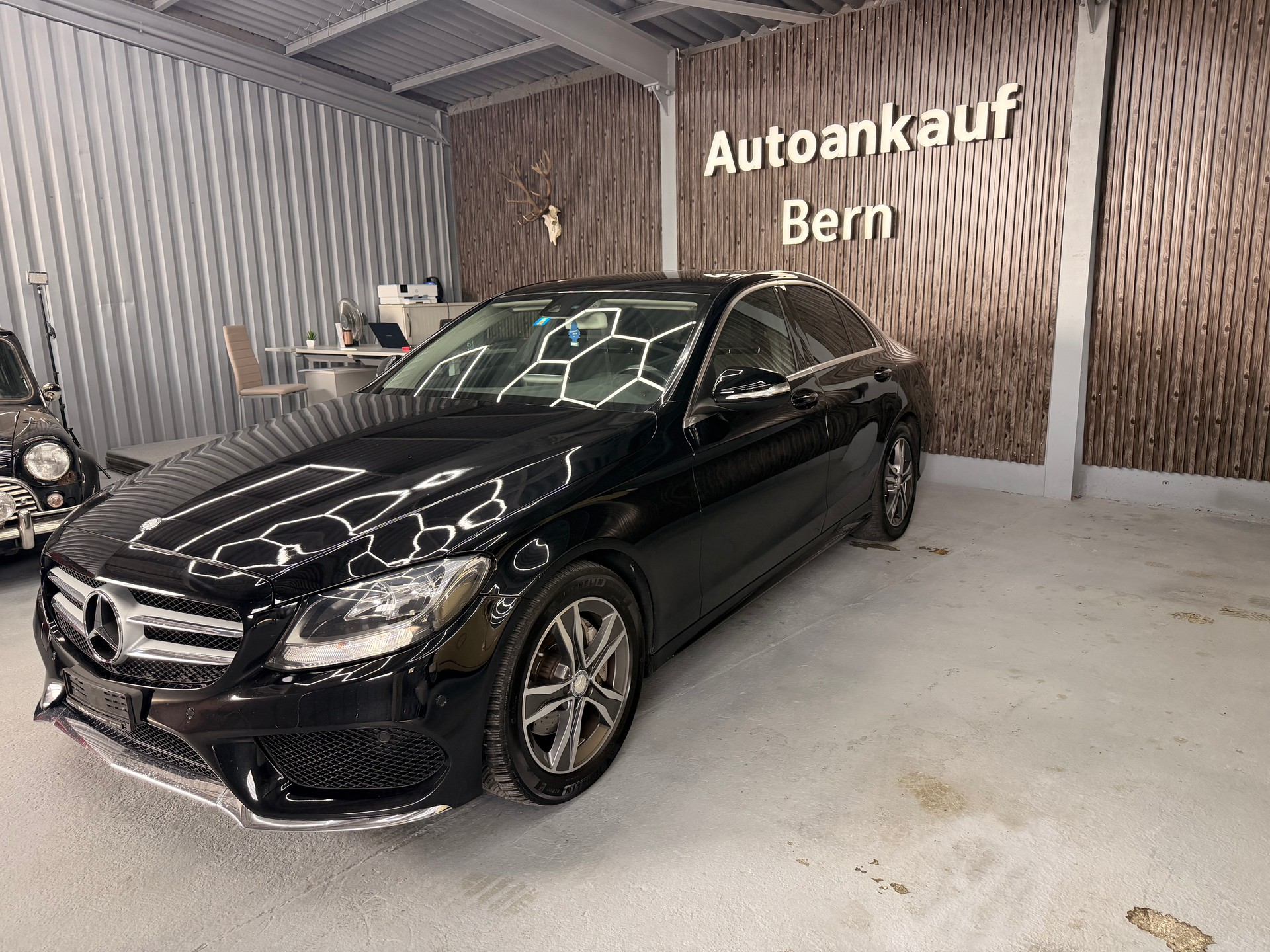 MERCEDES-BENZ C 200 Swiss Star Edition Exclusive 7G-Tronic-image-2