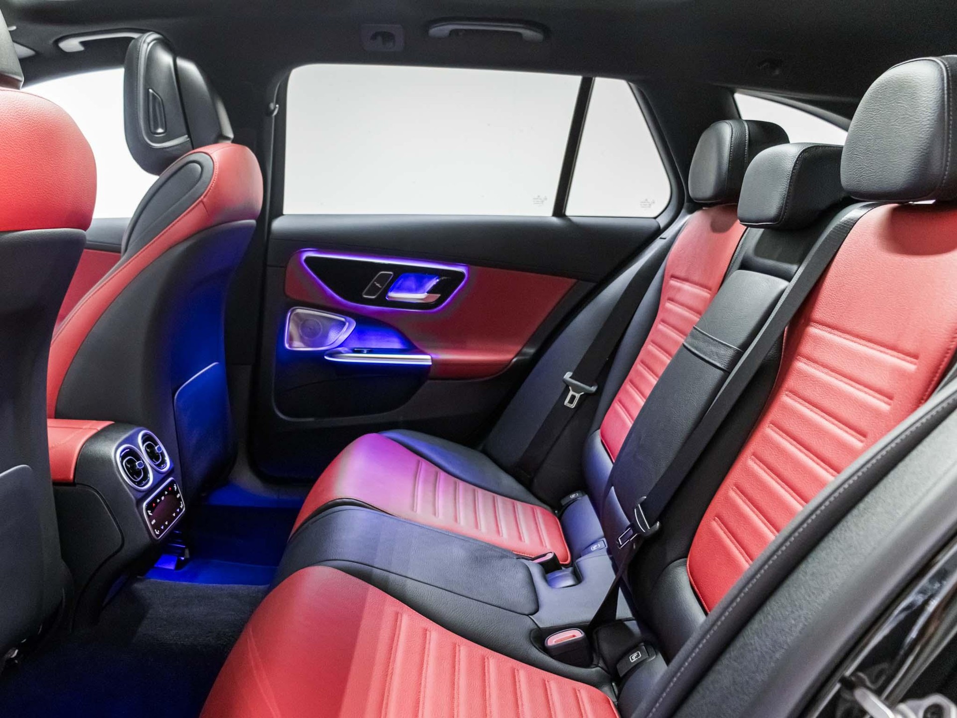 MERCEDES-BENZ C 220 d 4MATIC T-Modell-image-7