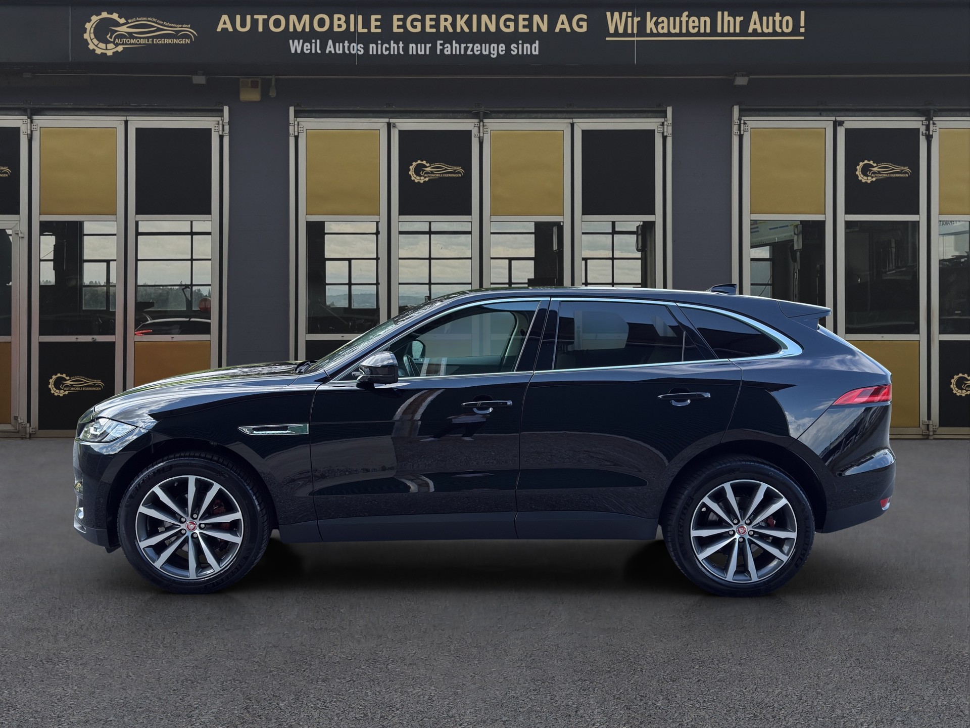 JAGUAR F-Pace 2.0 D 180 Prestige AWD-image-7